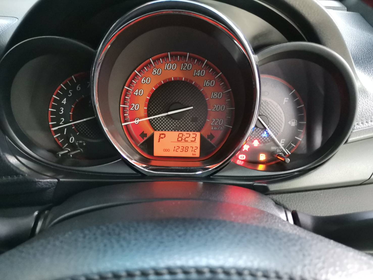 TOYOTA YARIS 1.2 G A/T ปี2014 (รูปที่ 9)