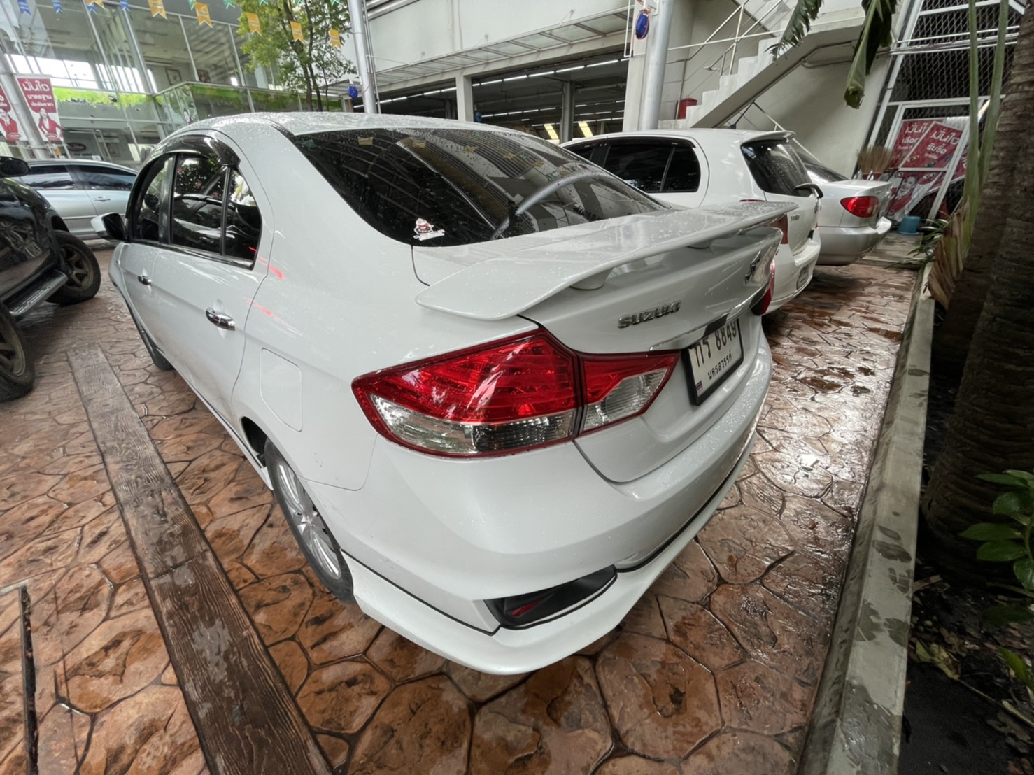 SUZUKI CIAZ 1.25L GLX A/T ปี2017 (รูปที่ 4)