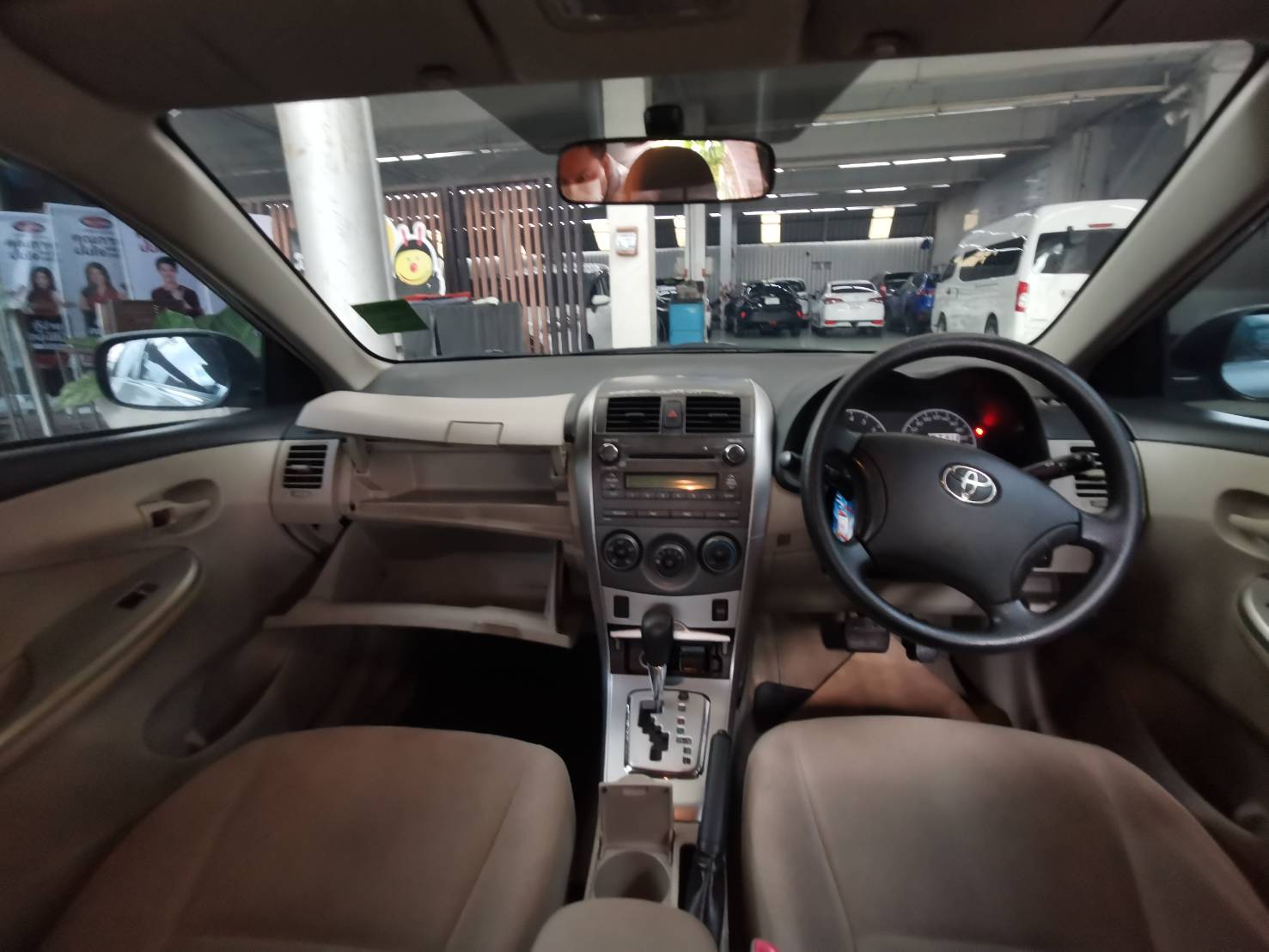 TOYOTA ALTIS 1.6 E A/T ปี2011 (รูปที่ 12)