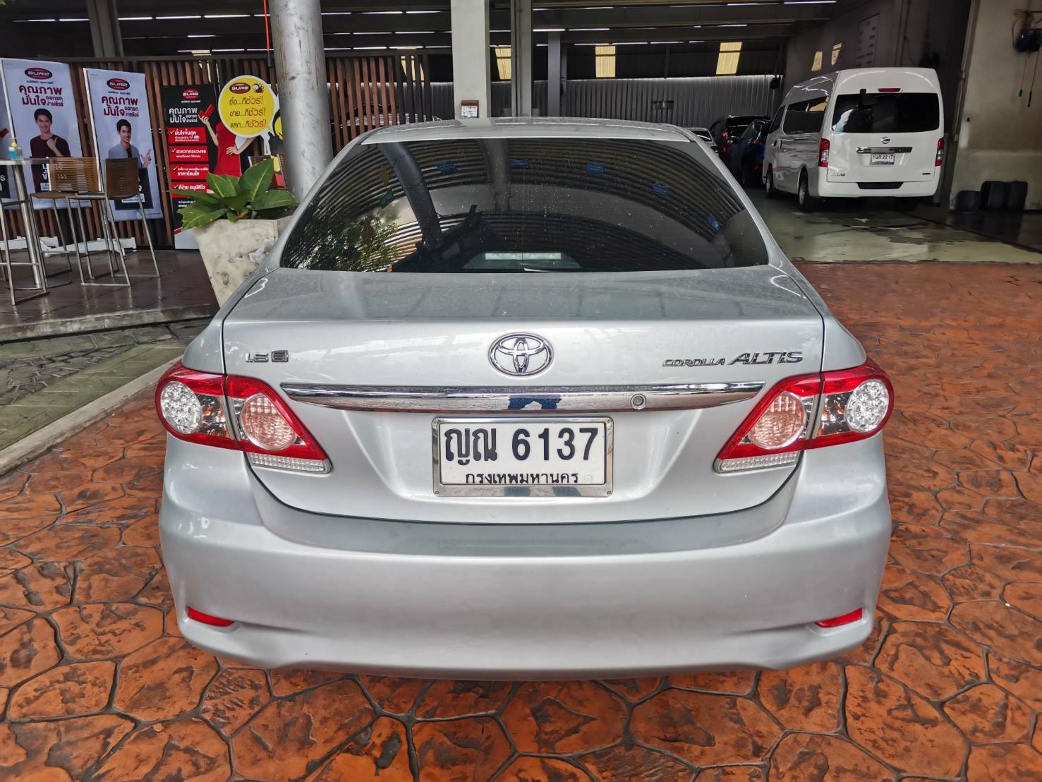 TOYOTA ALTIS 1.6 E A/T ปี2011 (รูปที่ 6)