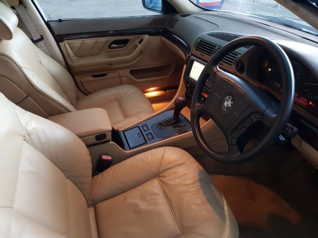 ขายBMW 7 Series 740 iL E38 ปี 2001 สีเขียว (รูปที่ 10)