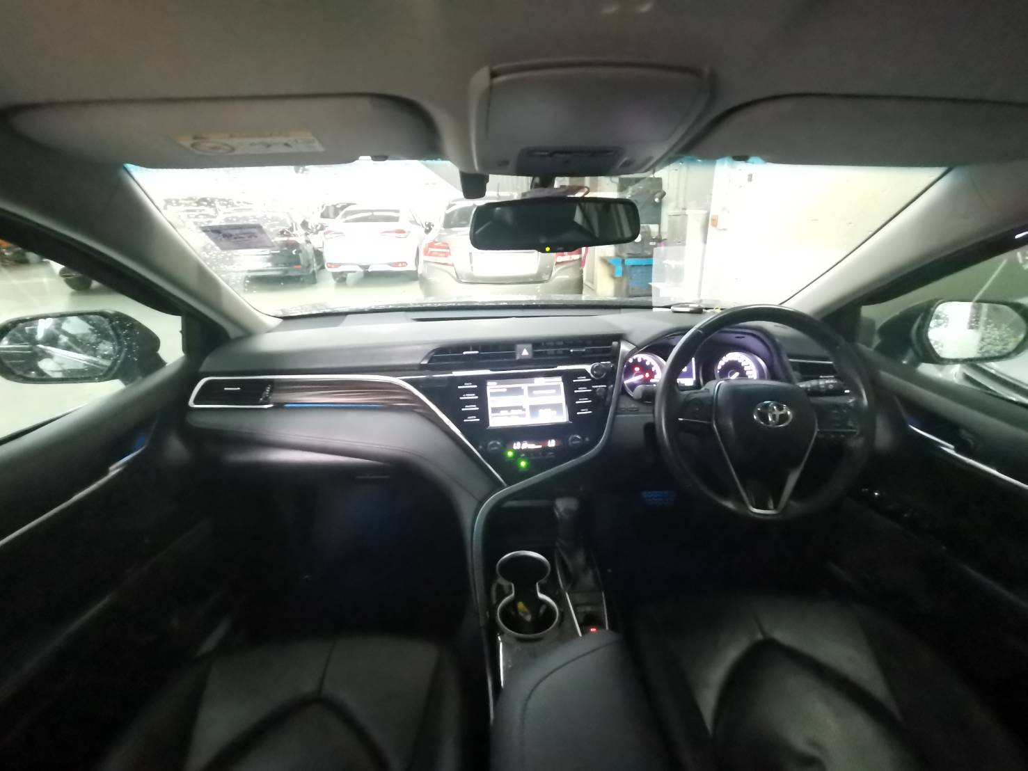 TOYOTA CAMRY 2.0 G A/T ปี2019