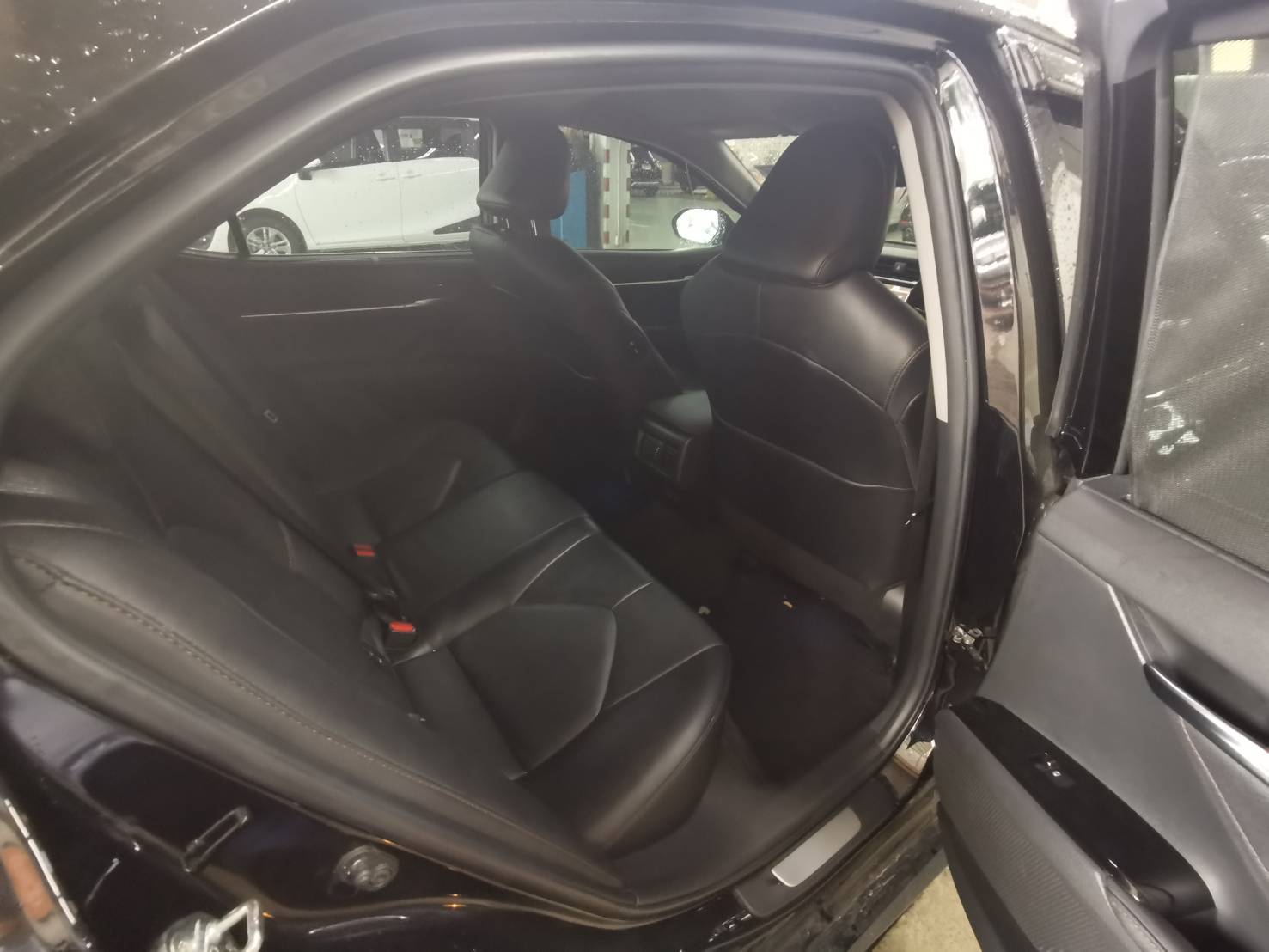TOYOTA CAMRY 2.0 G A/T ปี2019 (รูปที่ 10)