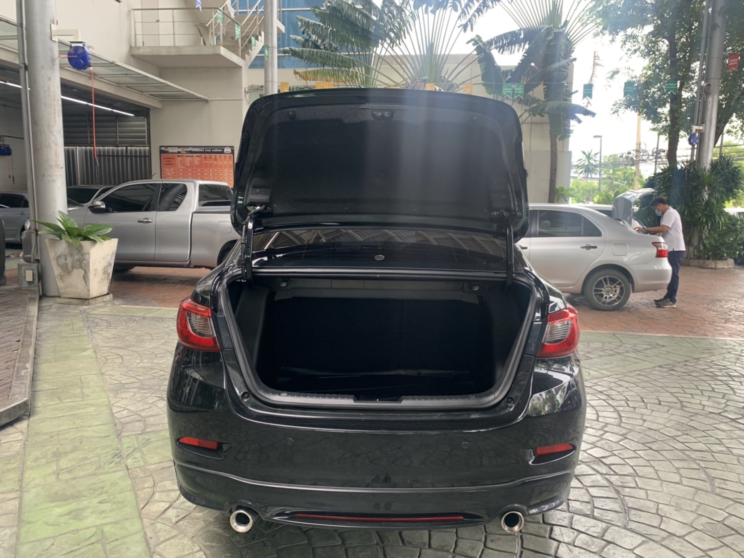 MAZDA2 1.3 HIGH PLUS A/T ปี2018 (รูปที่ 7)