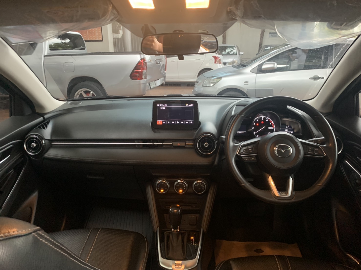 MAZDA2 1.3 HIGH PLUS A/T ปี2018