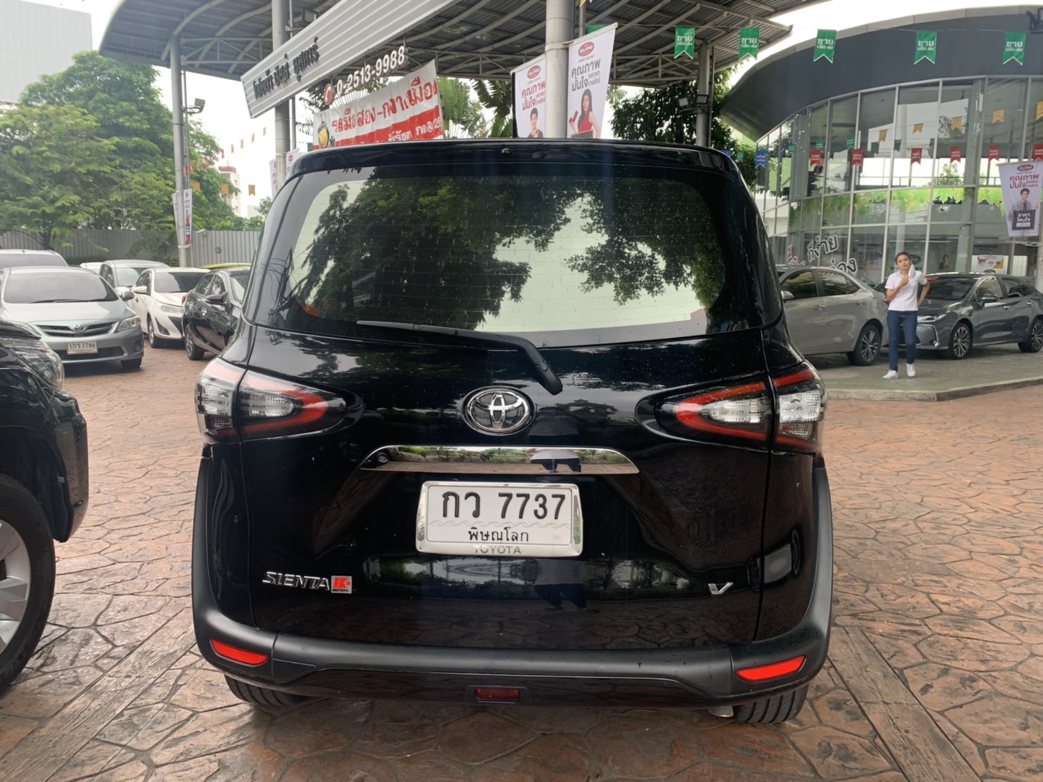 TOYOTA SIENTA 1.5 V A/T ปี2018 (รูปที่ 6)