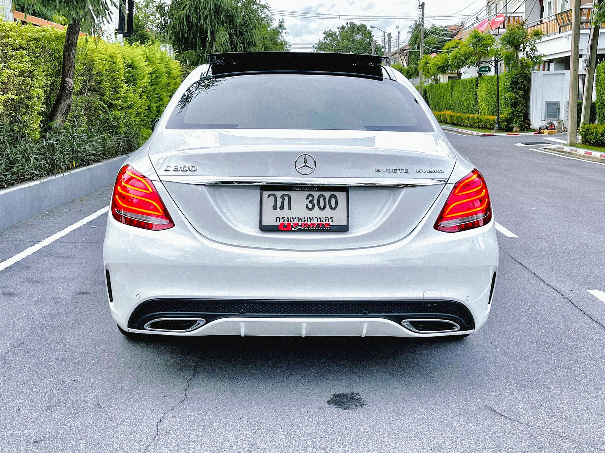 Mercedes Benz C300 AMG BLUETEC Hybrid มือเดียว สวยสะเทือนเลยคันนี้ (รูปที่ 7)