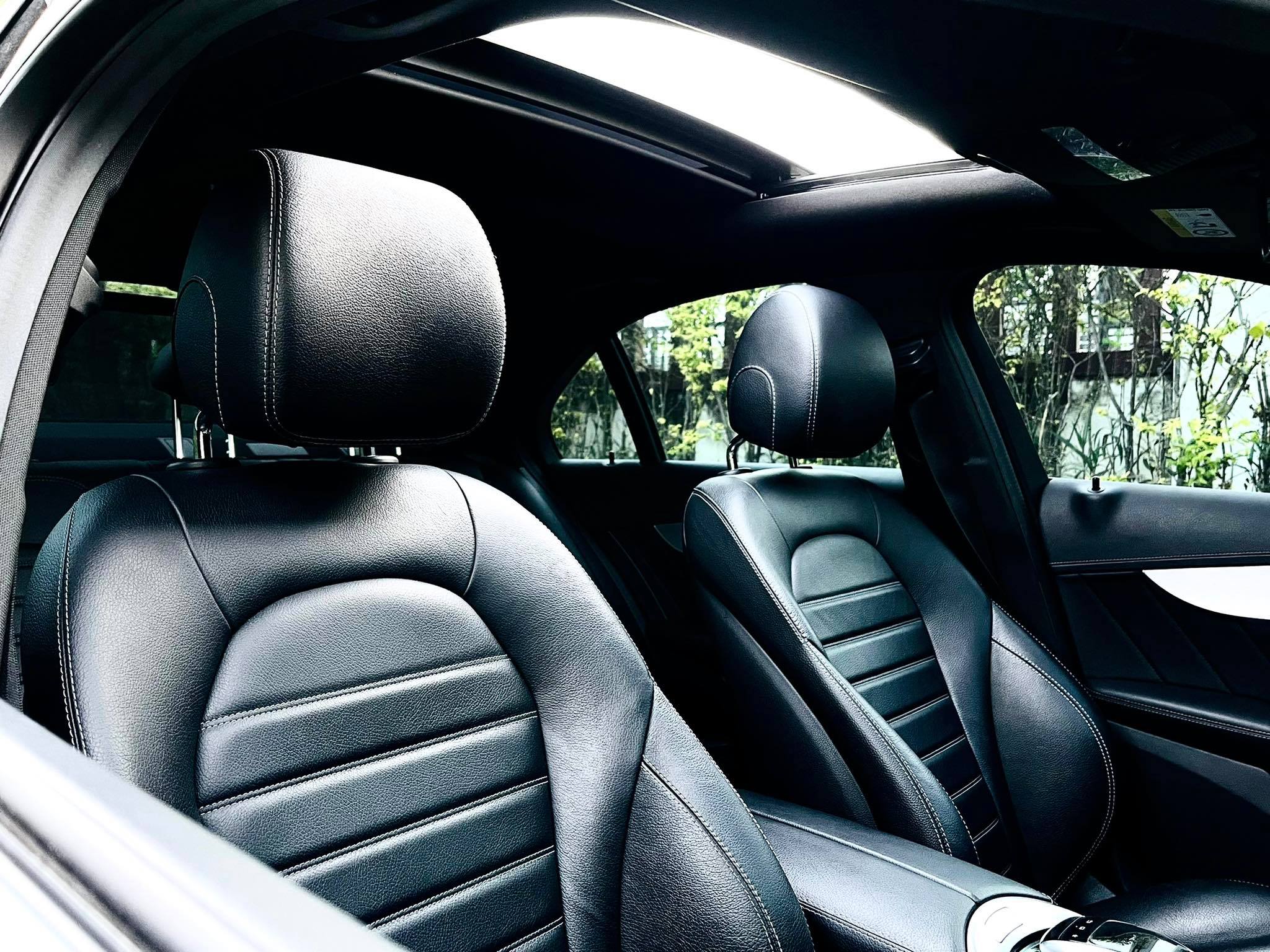 Mercedes Benz C300 AMG BLUETEC Hybrid มือเดียว สวยสะเทือนเลยคันนี้ (รูปที่ 20)