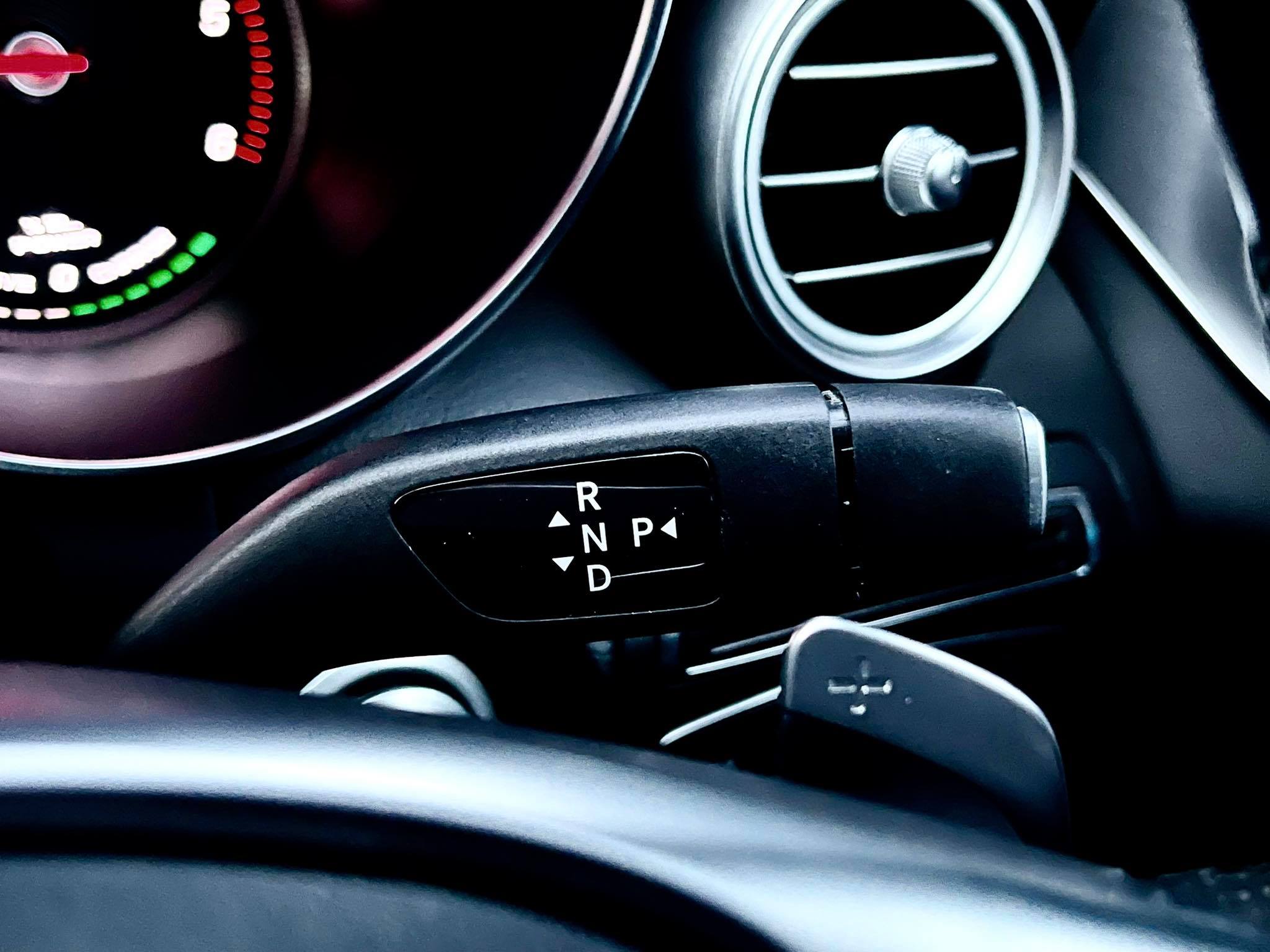 Mercedes Benz C300 AMG BLUETEC Hybrid มือเดียว สวยสะเทือนเลยคันนี้ (รูปที่ 13)
