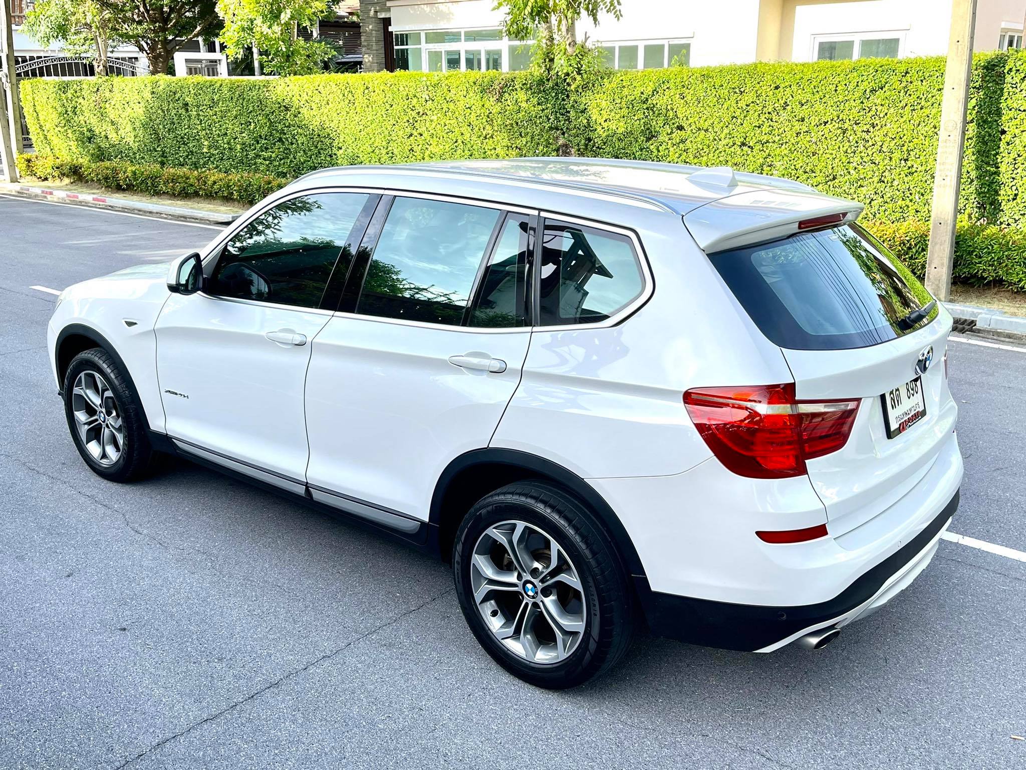 Bmw X3 Diesel Highline มือเดียว โคตรสวยเลยคะตัวจริง เพียงแค่ท่านแวะมา (รูปที่ 8)