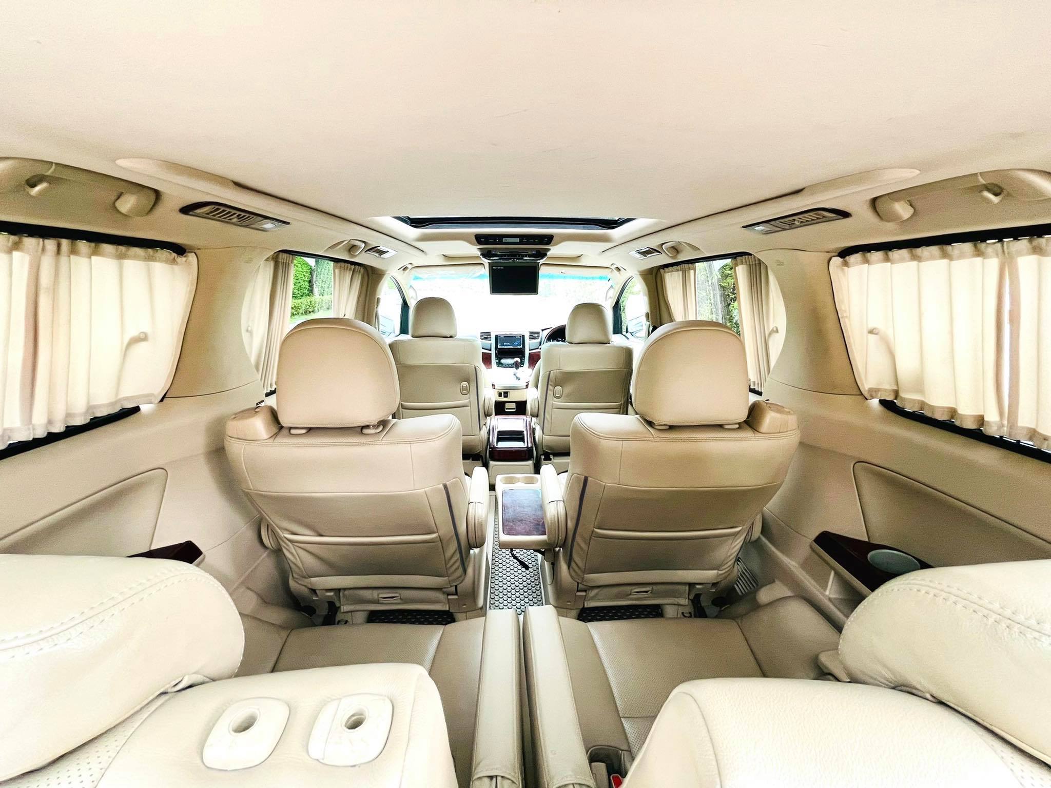 Toyota Vellfire 2.4 v คันนี้บอกตรงๆเลยคะ สวยจริง ควรค่าแก่การรอคอย (รูปที่ 19)