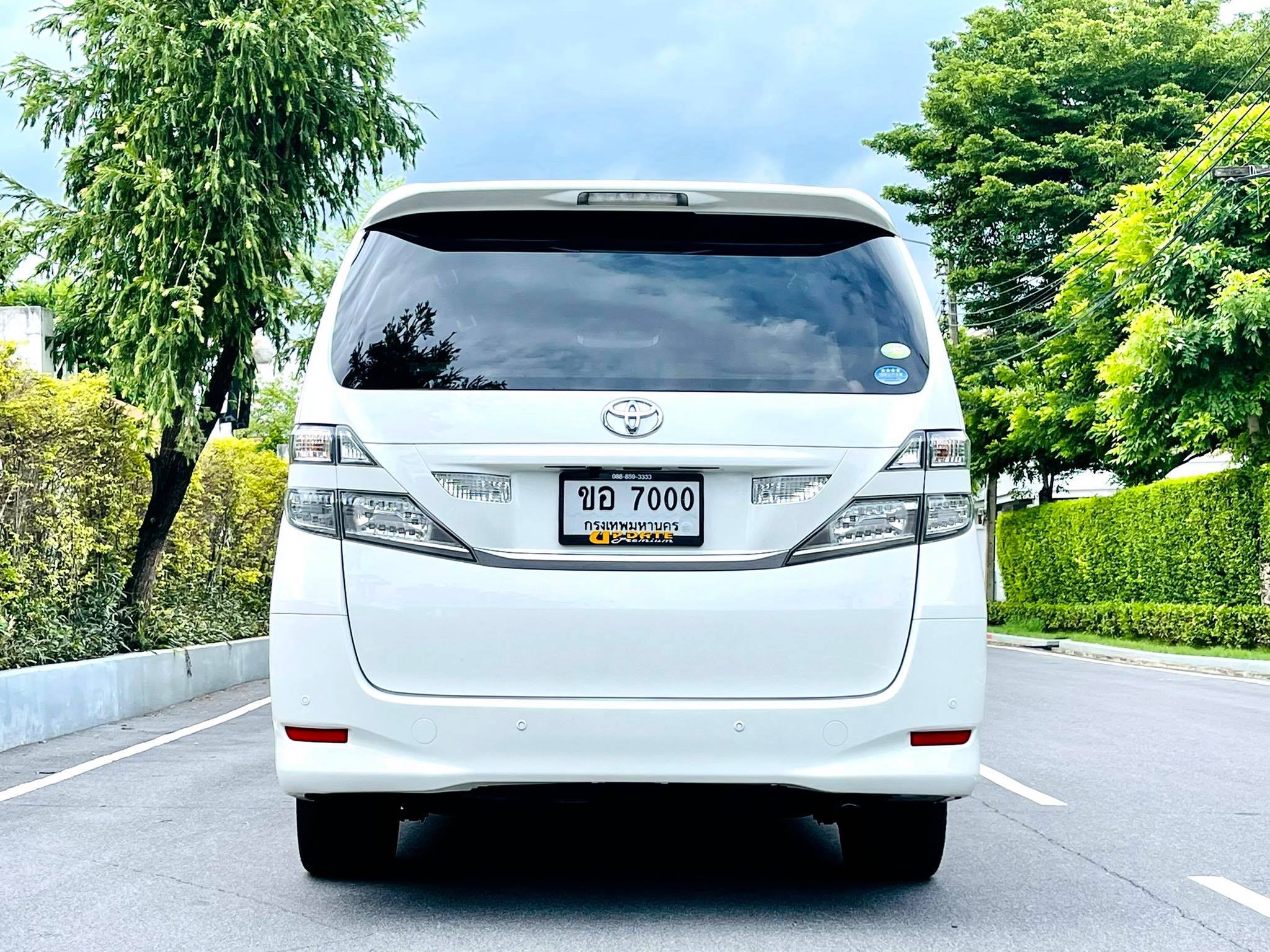 Toyota Vellfire 2.4 v คันนี้บอกตรงๆเลยคะ สวยจริง ควรค่าแก่การรอคอย (รูปที่ 6)
