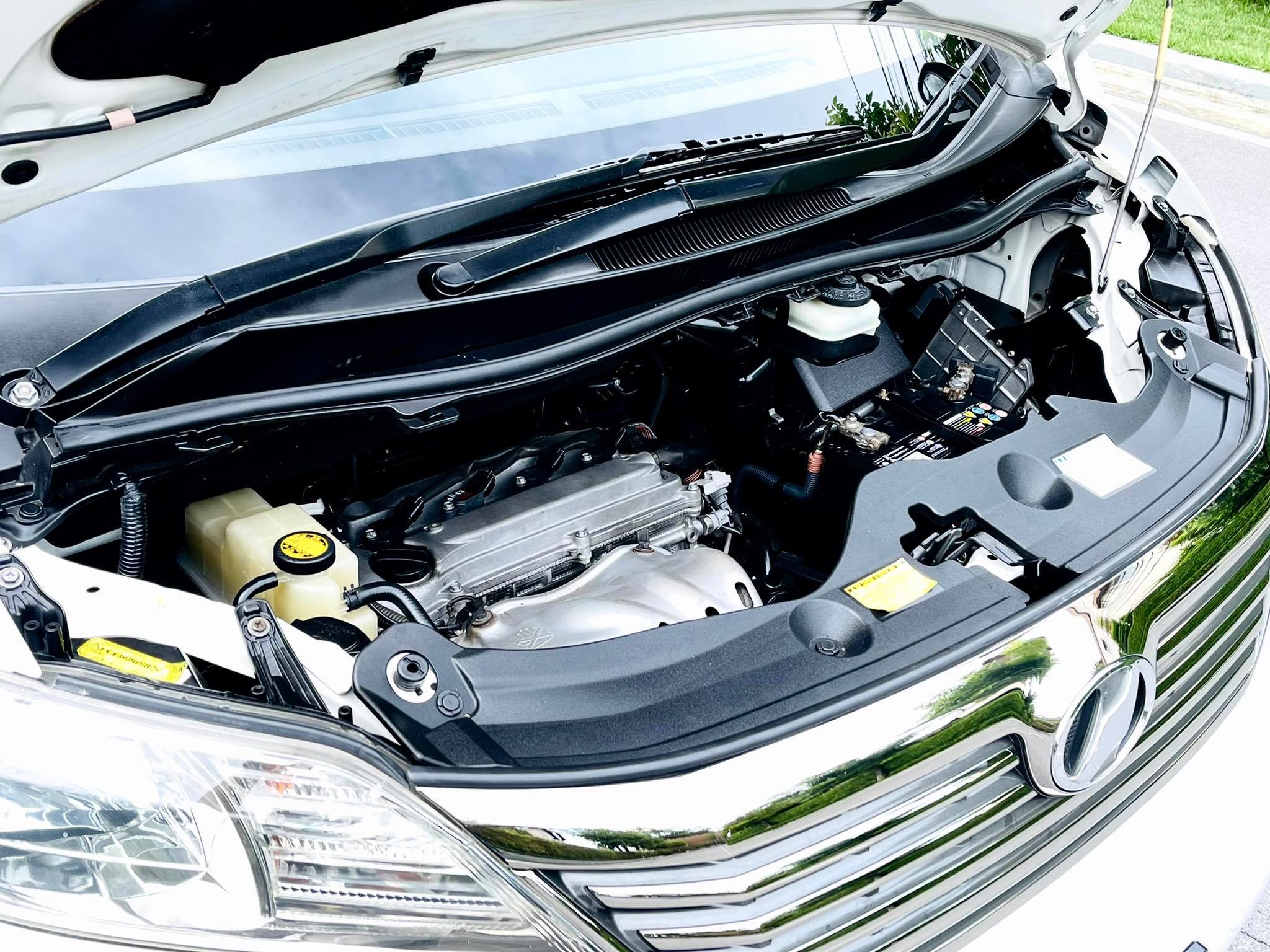 Toyota Vellfire 2.4 v คันนี้บอกตรงๆเลยคะ สวยจริง ควรค่าแก่การรอคอย (รูปที่ 8)