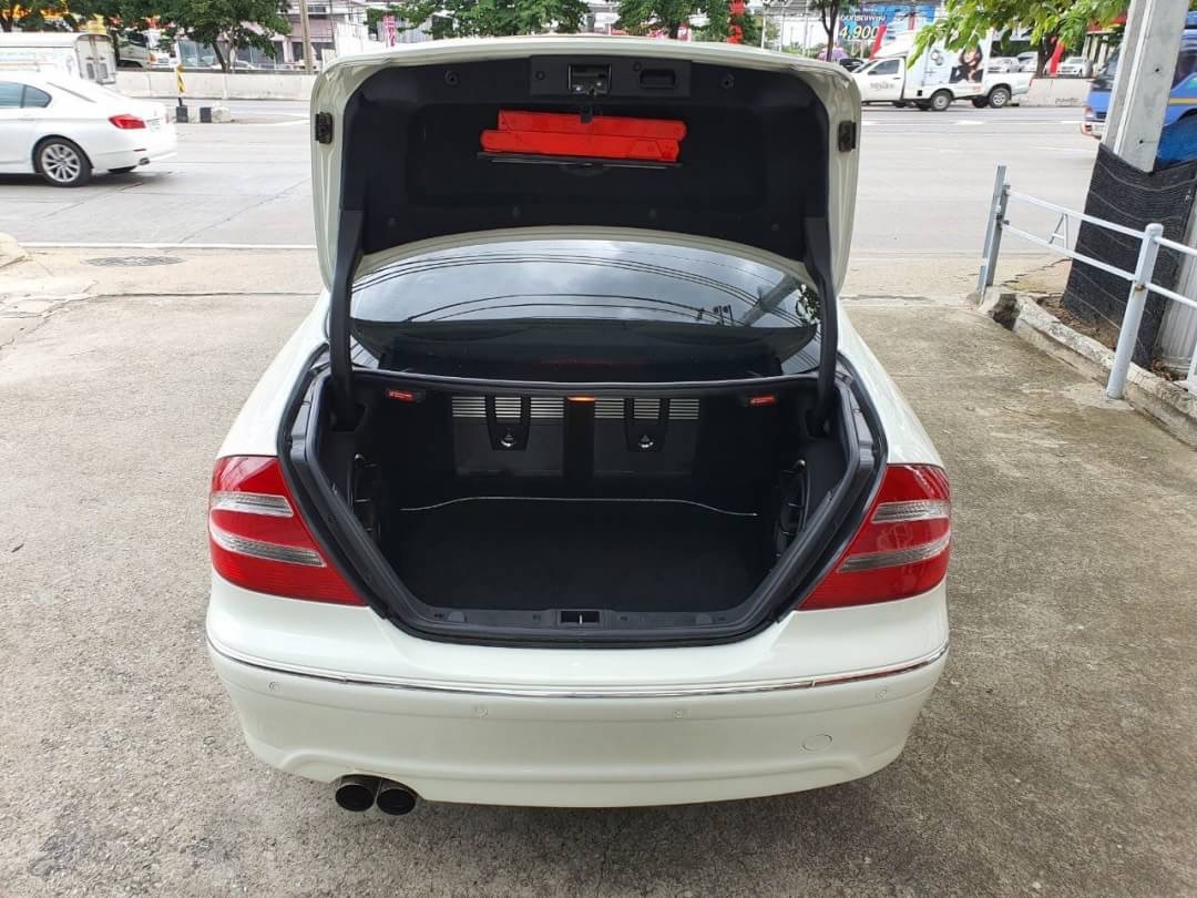 ขาย Mercedes-Benz CLK-Class C209 ปี 2004 สีขาว (รูปที่ 17)