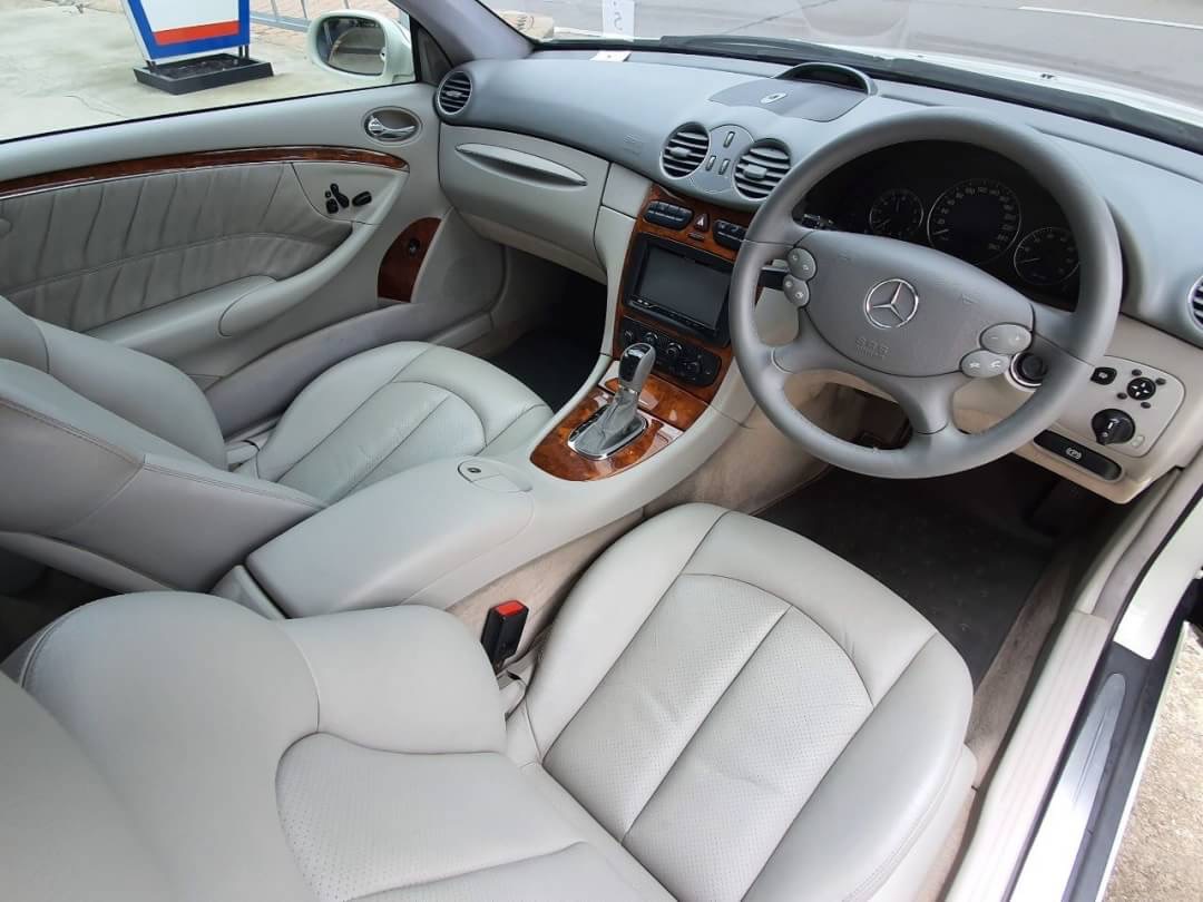 ขาย Mercedes-Benz CLK-Class C209 ปี 2004 สีขาว (รูปที่ 10)