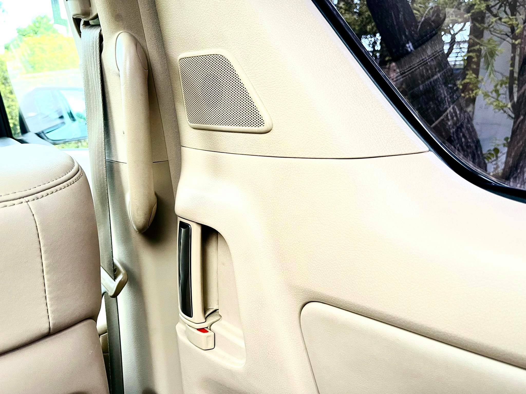 Toyota Alphard SC 3.5V เบาะมิกกี้ สวยจัดเลยคะ รถบ้านแนะนำเลยค่ะ (รูปที่ 26)