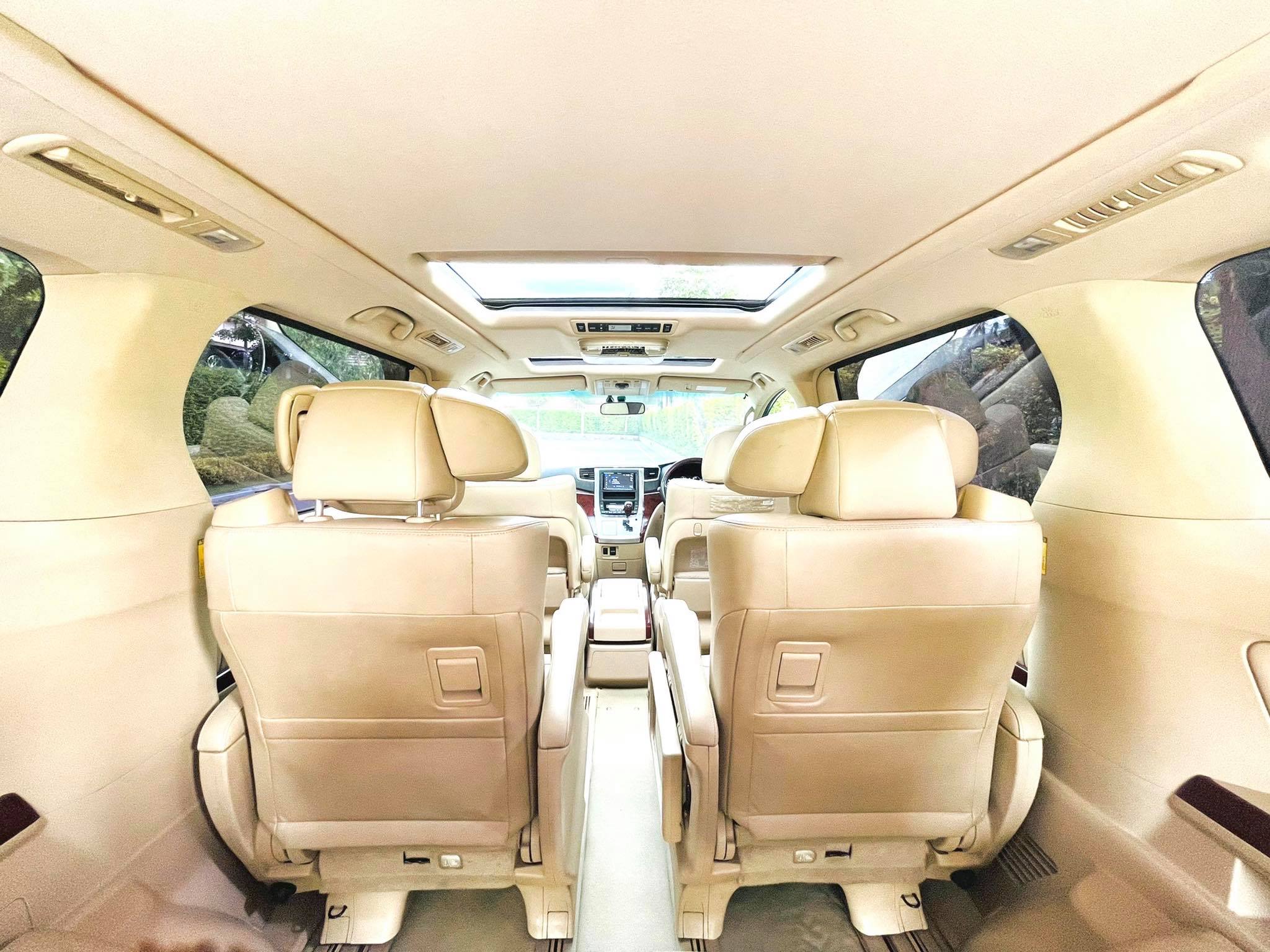 Toyota Alphard SC 3.5V เบาะมิกกี้ สวยจัดเลยคะ รถบ้านแนะนำเลยค่ะ (รูปที่ 24)