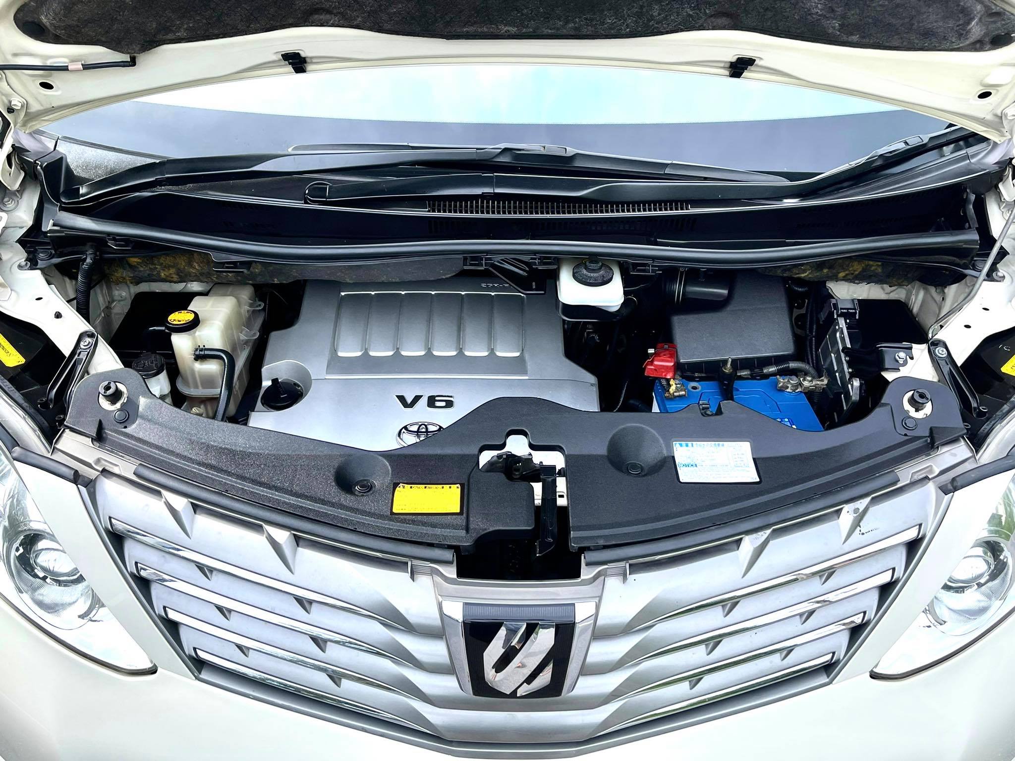 Toyota Alphard SC 3.5V เบาะมิกกี้ สวยจัดเลยคะ รถบ้านแนะนำเลยค่ะ (รูปที่ 31)