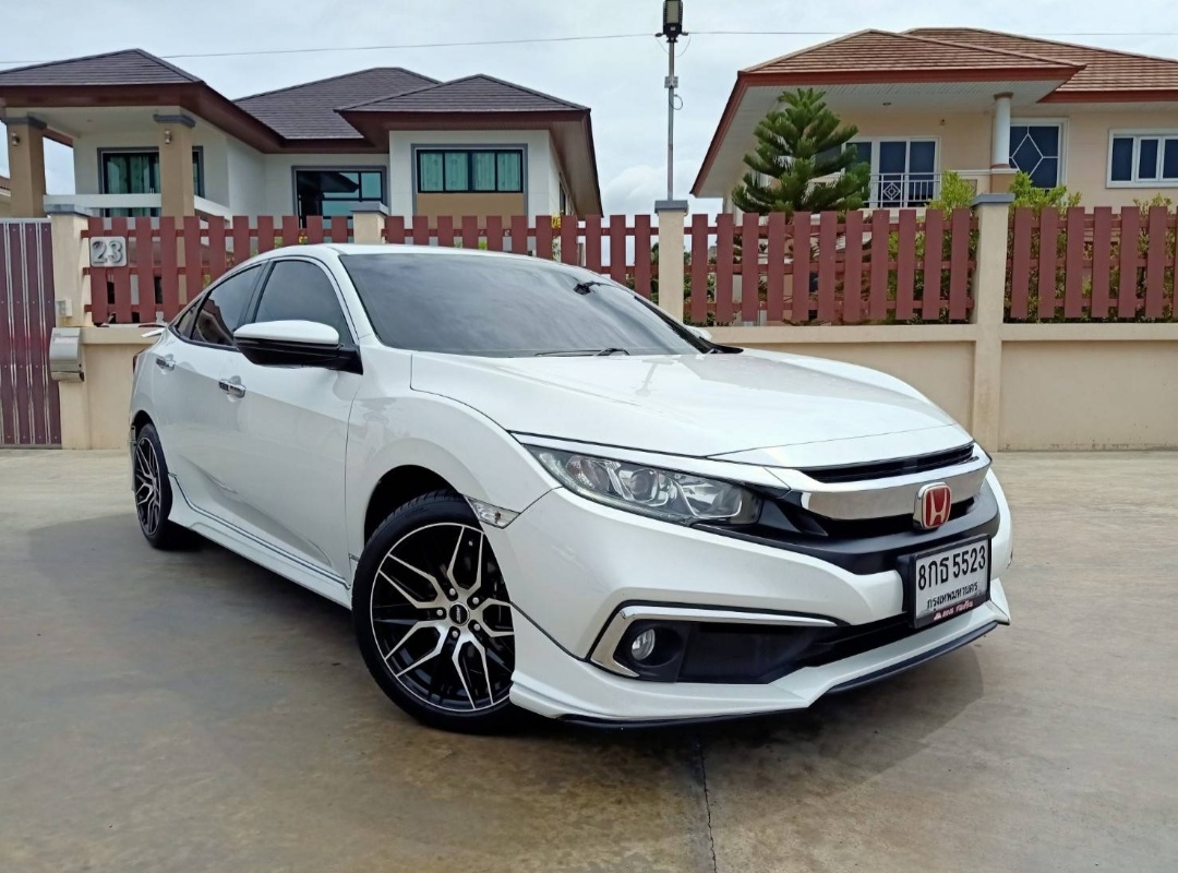 Honda civic 1.8 Fc 1.8 EL auto ปี 19 ท็อป