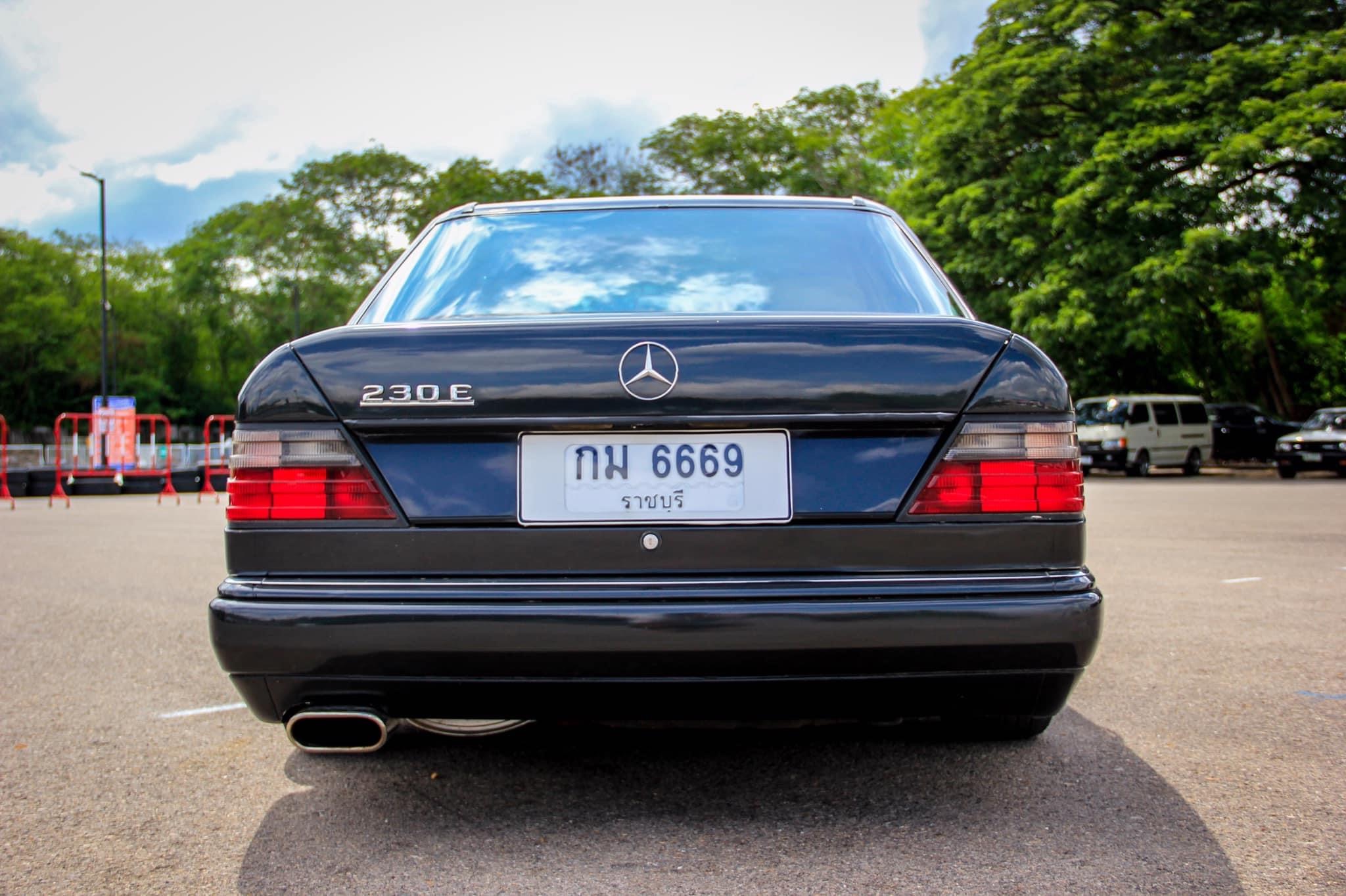 Mercedes Benz W124 230E ปี1988