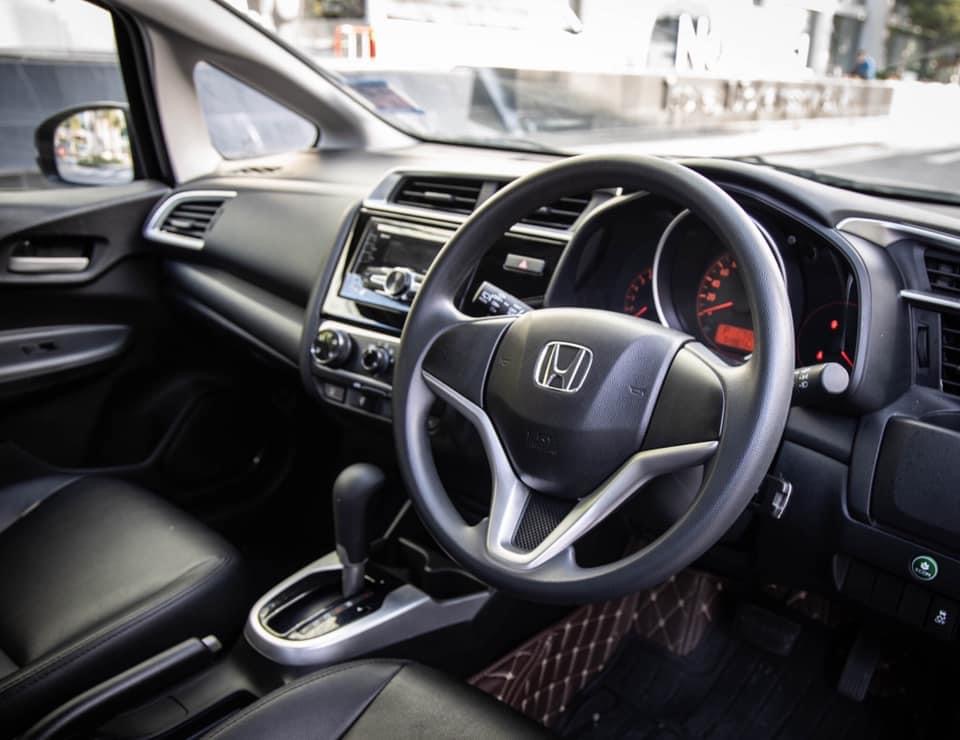 Honda Jazz GK (MNC) S AT ปี 2019 (รูปที่ 6)