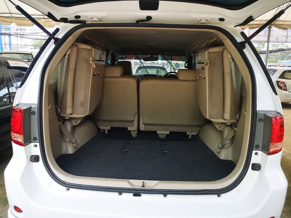Toyota Fortuner GEN 1 โฉม 2004-2008 ปี 2008 สีขาว (รูปที่ 5)