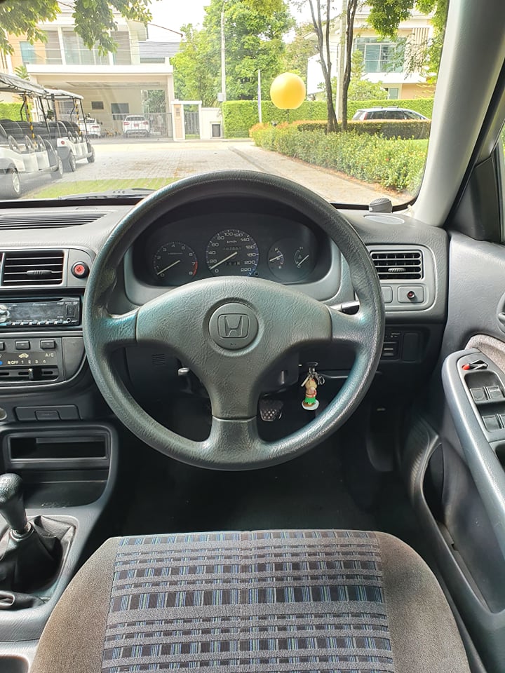 1996 Honda Civic EK โฉม 4 ประตู สีเทา (รูปที่ 4)