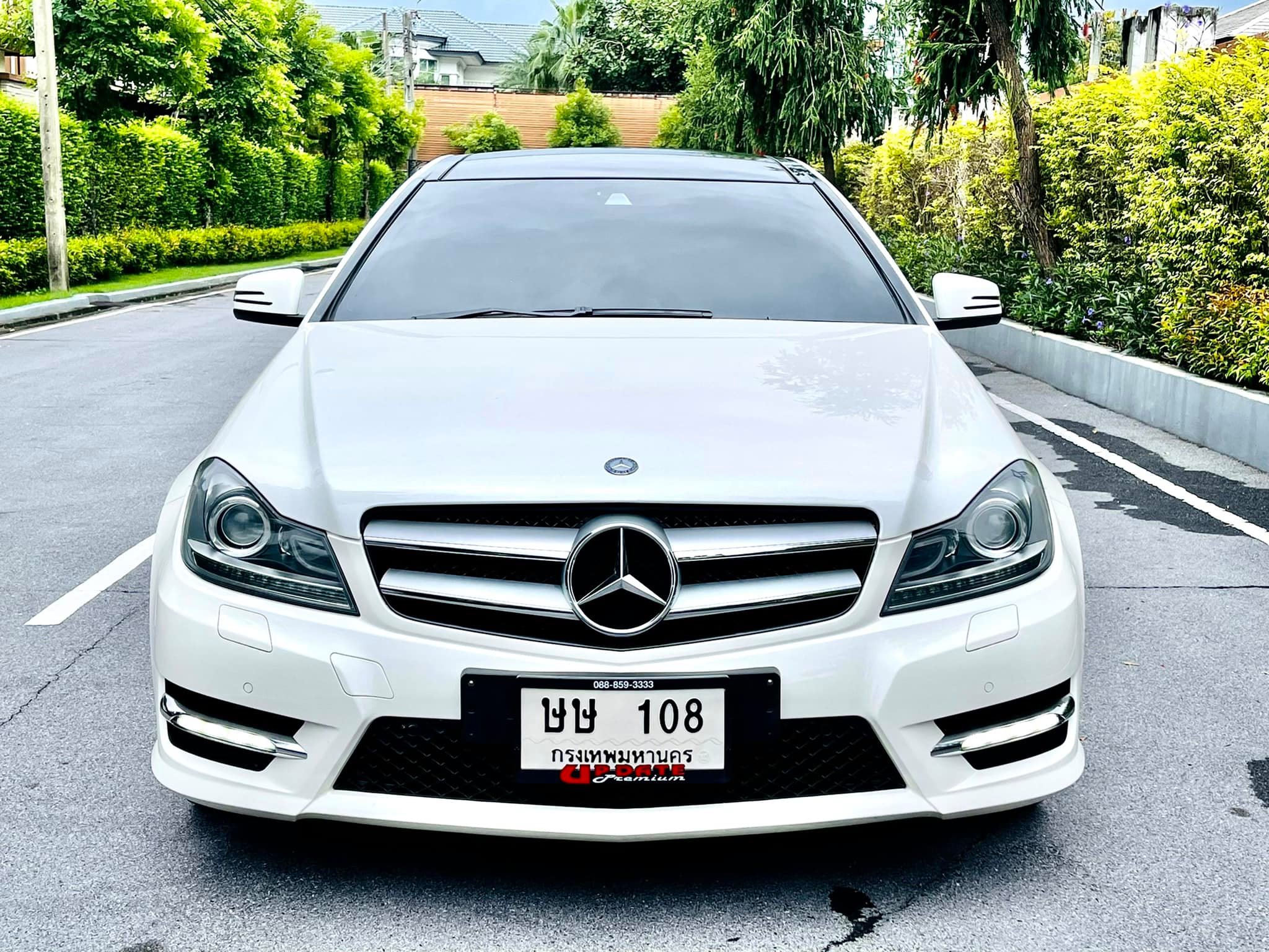 Mercedes Benz C180 Coupe AMG สวยจริงๆ (รูปที่ 8)