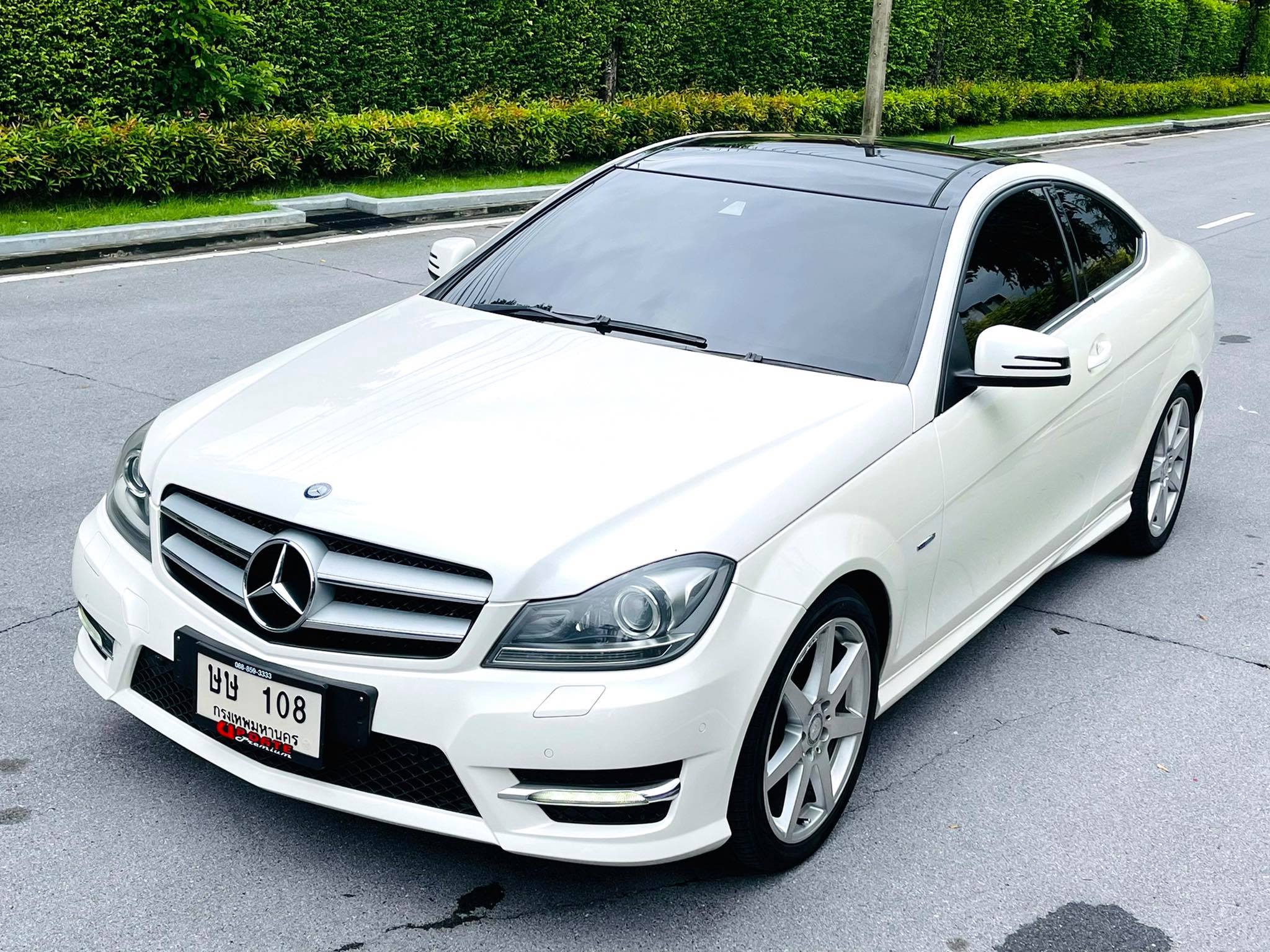 Mercedes Benz C180 Coupe AMG สวยจริงๆ