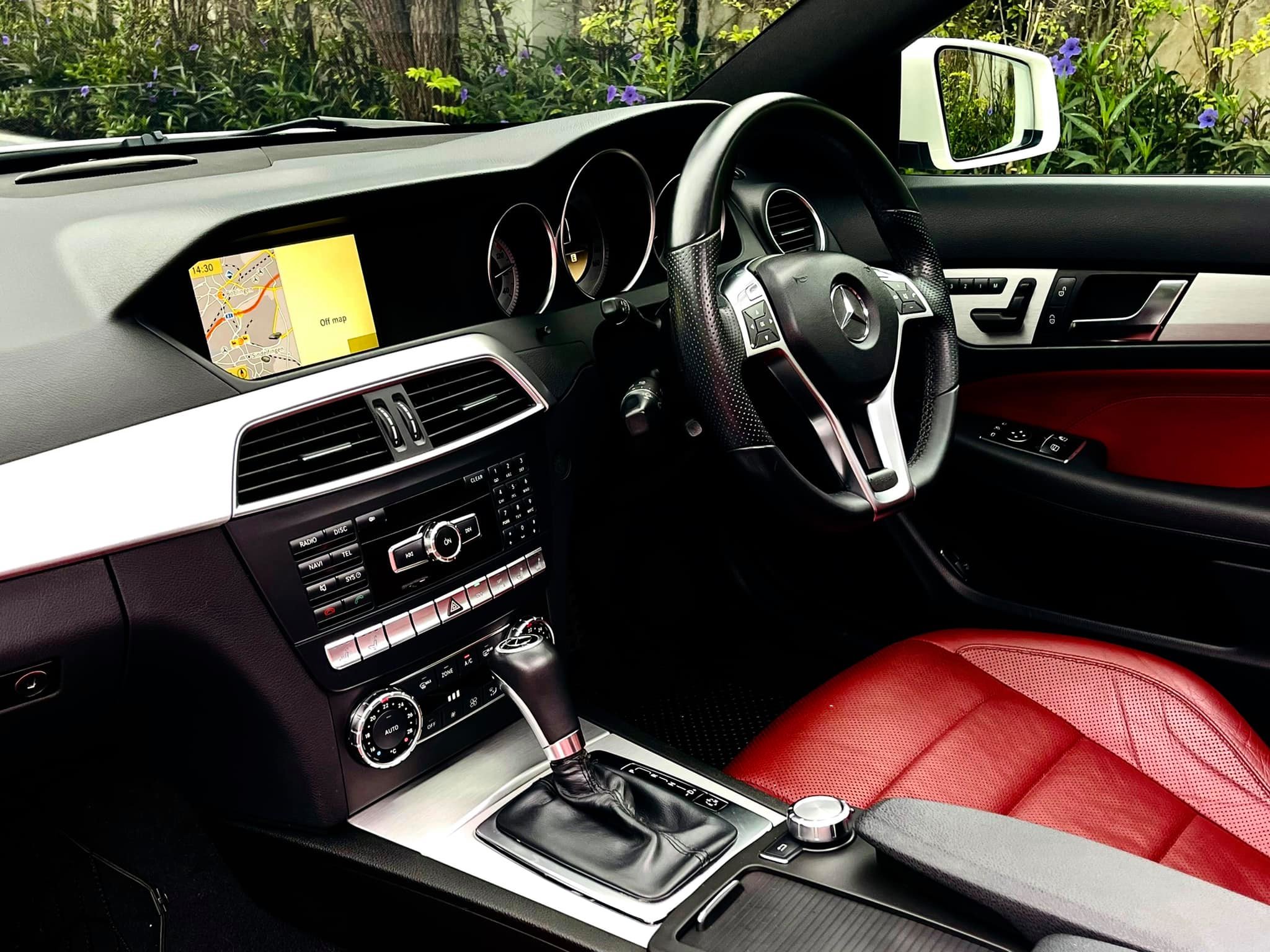 Mercedes Benz C180 Coupe AMG สวยจริงๆ (รูปที่ 24)