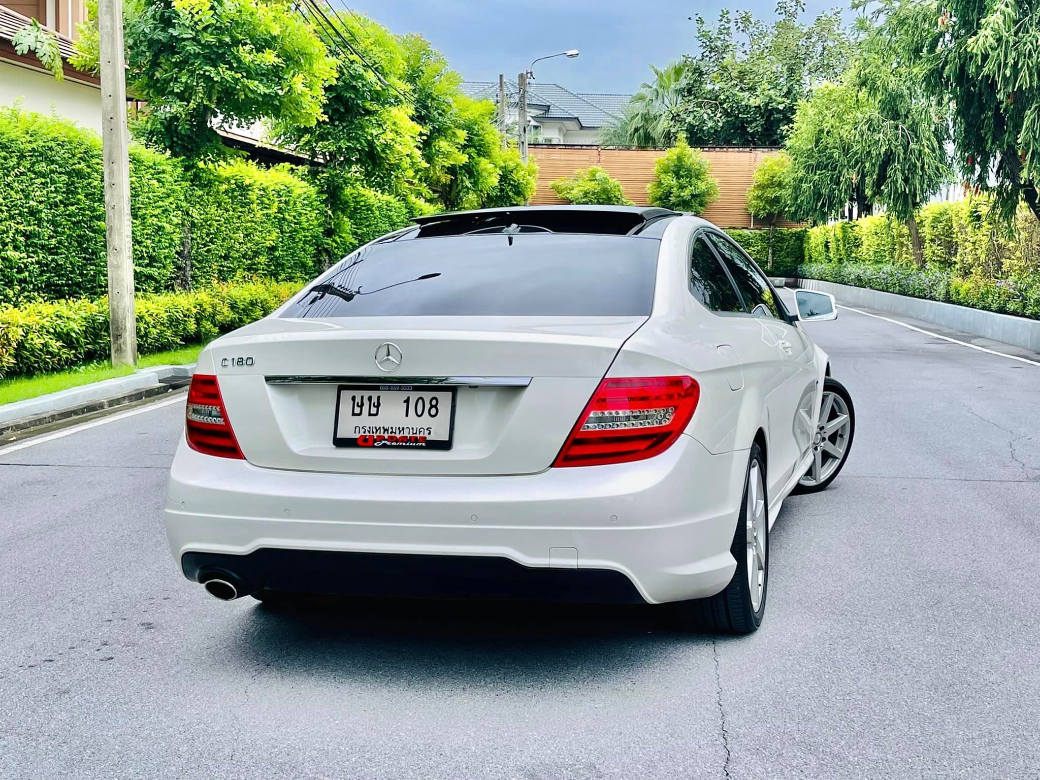 Mercedes Benz C180 Coupe AMG สวยจริงๆ