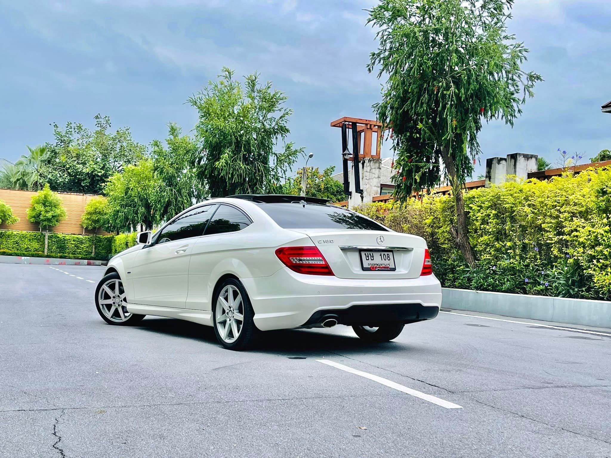 Mercedes Benz C180 Coupe AMG สวยจริงๆ (รูปที่ 15)