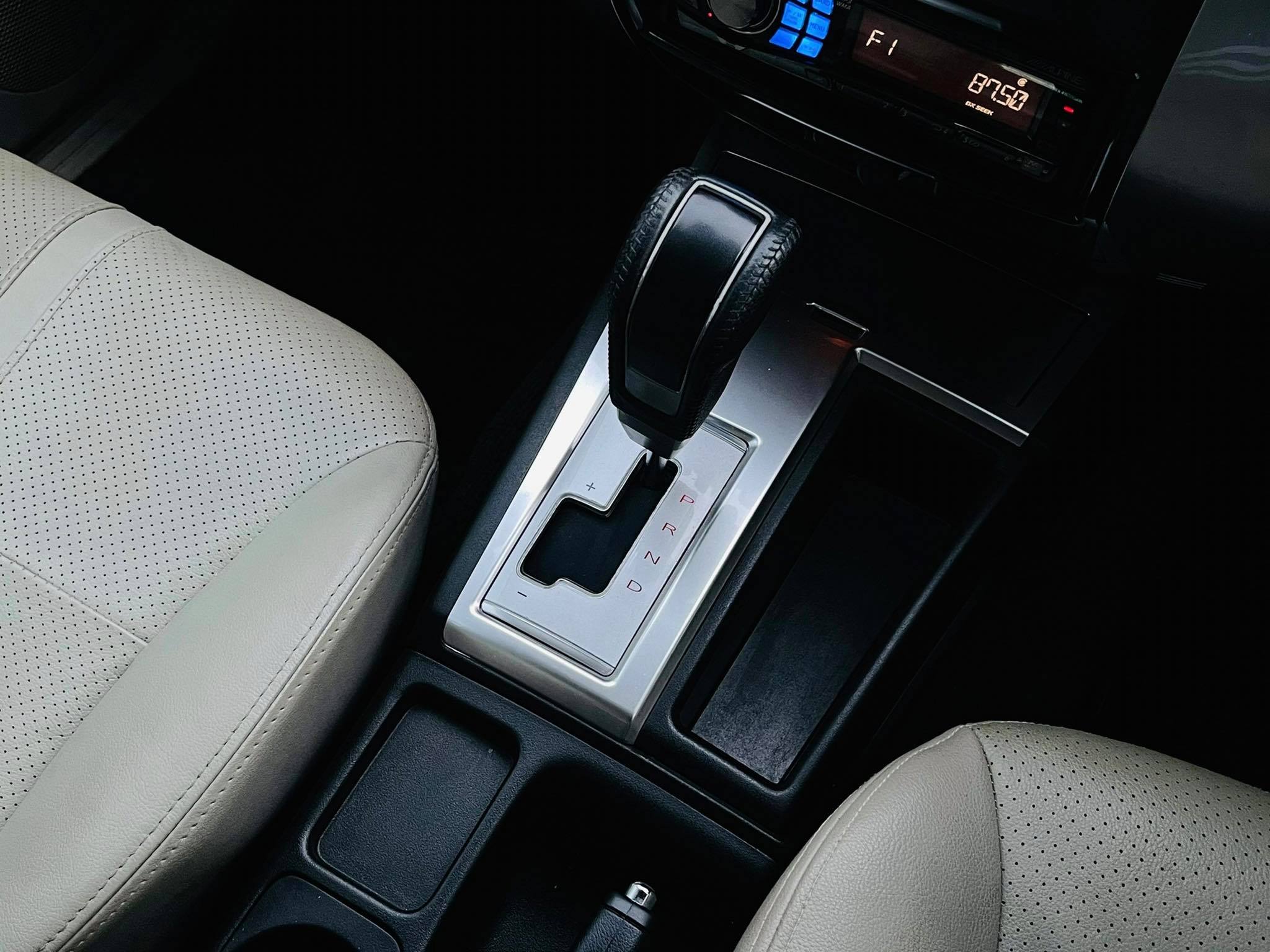Mitsubishi Pajero SPORT TOP สวยสะพรึงจริงๆ (รูปที่ 13)