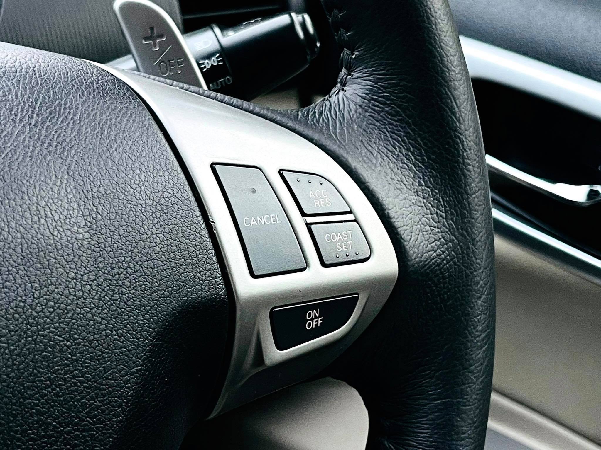 Mitsubishi Pajero SPORT TOP สวยสะพรึงจริงๆ (รูปที่ 15)