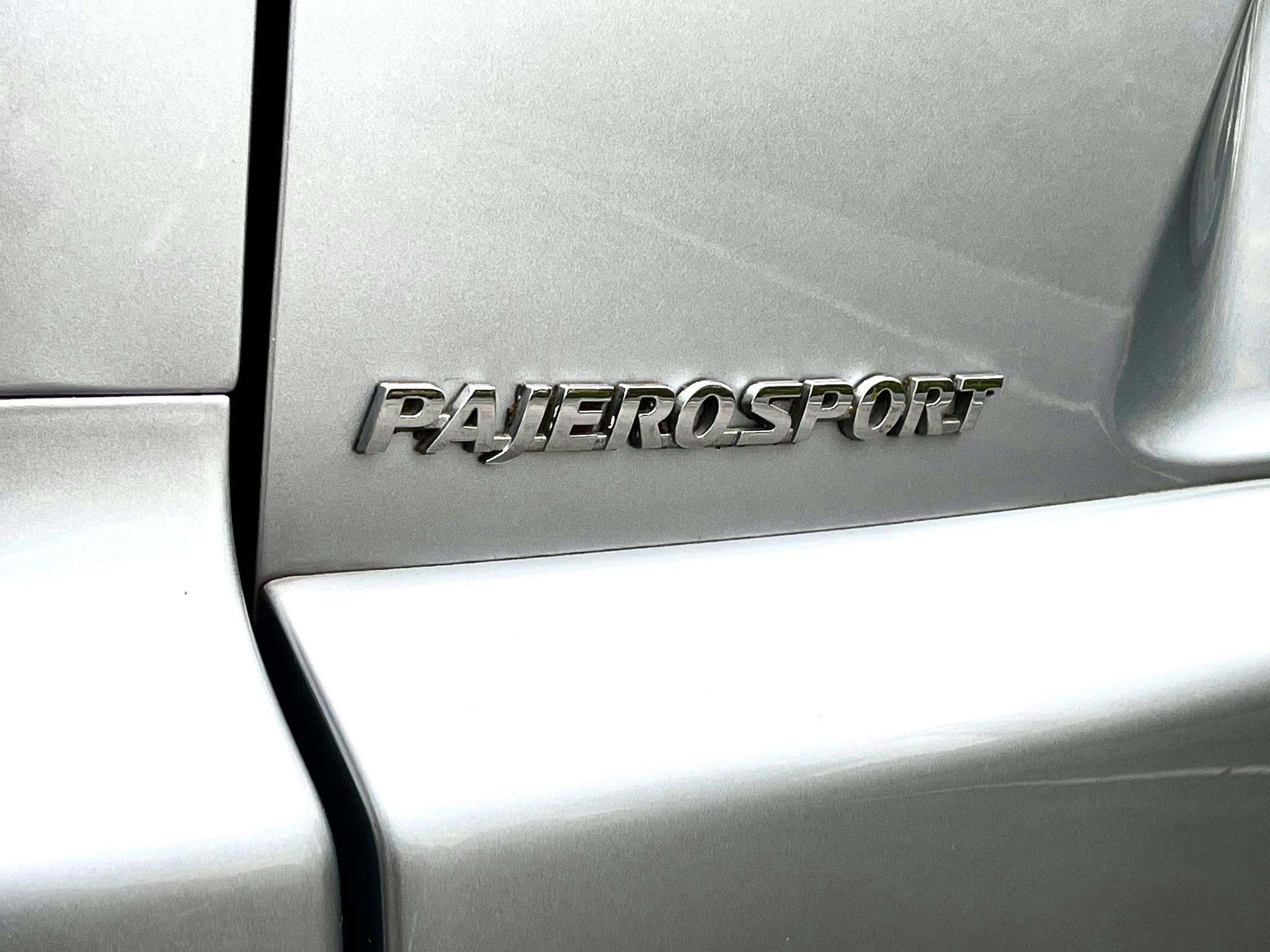 Mitsubishi Pajero SPORT TOP สวยสะพรึงจริงๆ (รูปที่ 10)