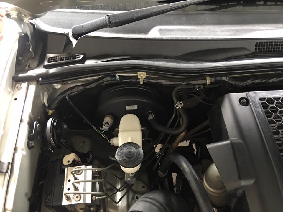 Toyota Fortuner GEN 1 โฉม 2004-2008 ปี 2006 สีเงิน (รูปที่ 12)