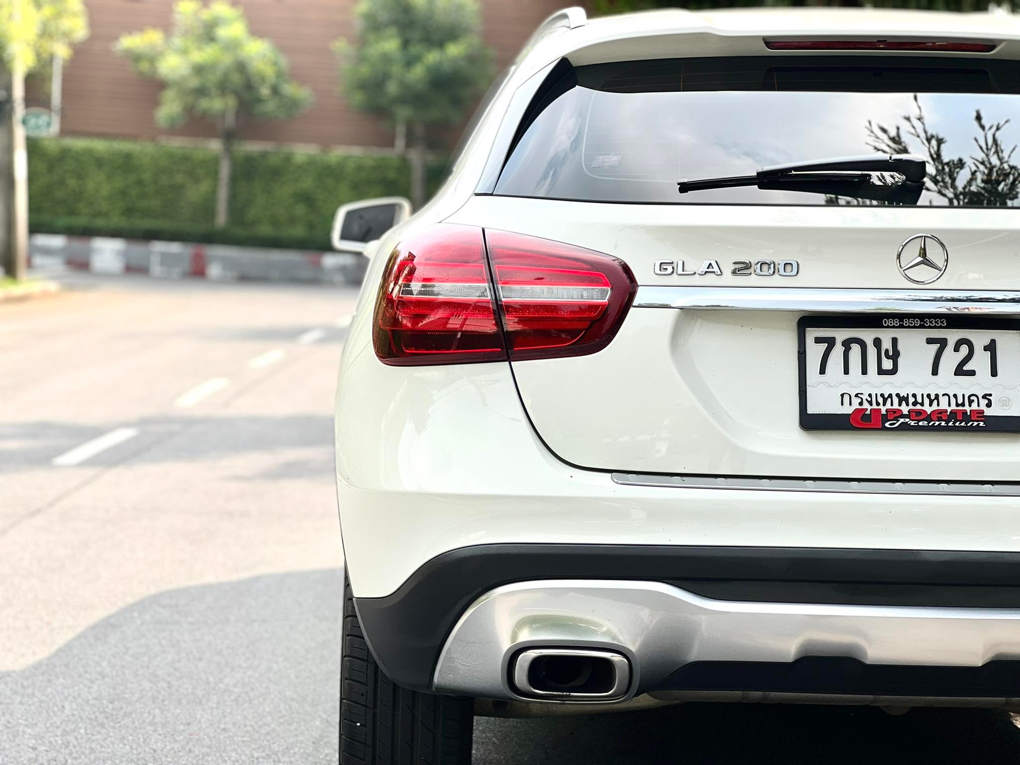 Mercedes Benz GLA200 Minorchang ไมล์น้อย สภาพ ป้ายแดงเลยคะ (รูปที่ 17)