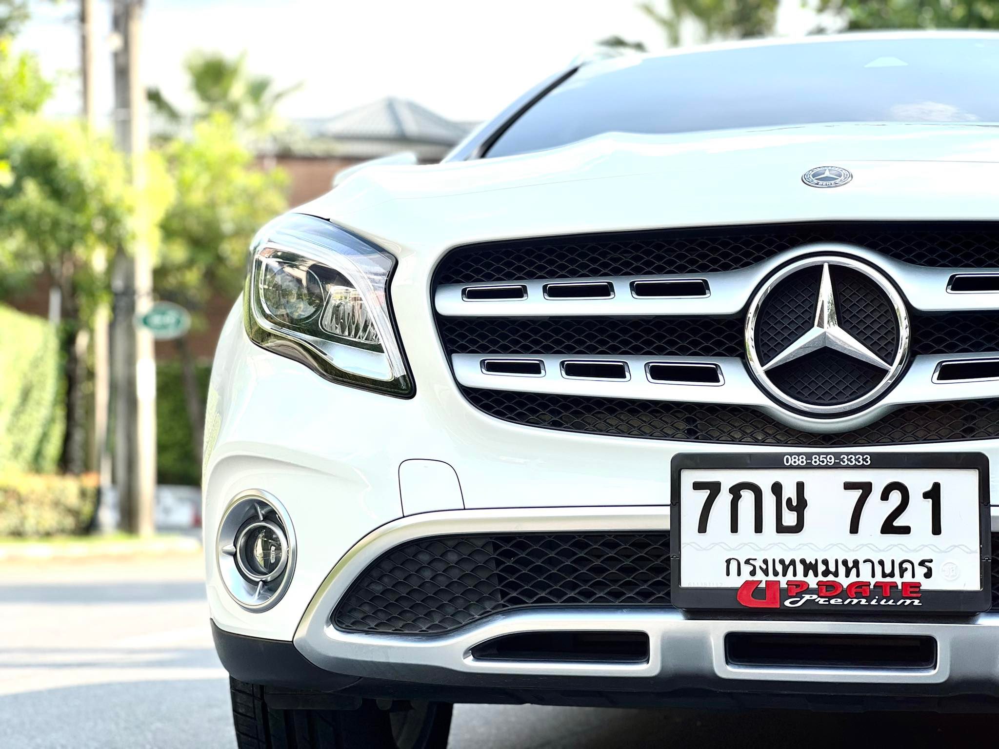 Mercedes Benz GLA200 Minorchang ไมล์น้อย สภาพ ป้ายแดงเลยคะ (รูปที่ 22)