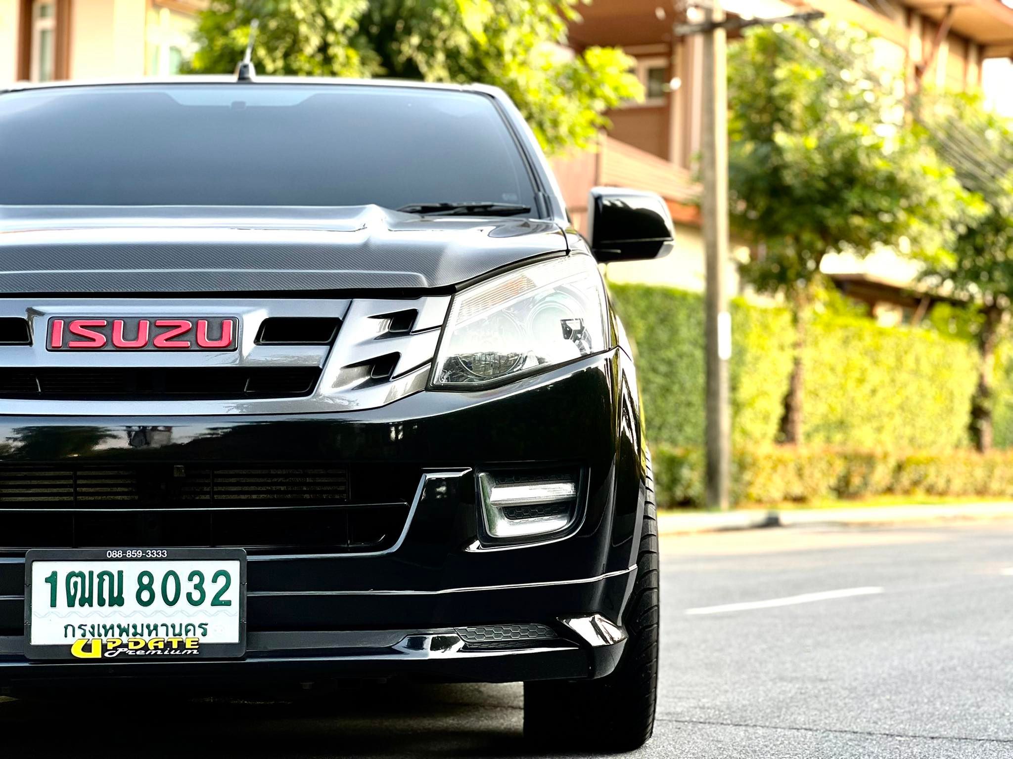 ISUZU D-MAX X series ใหม่จัด สวยจัด กล้าท้า