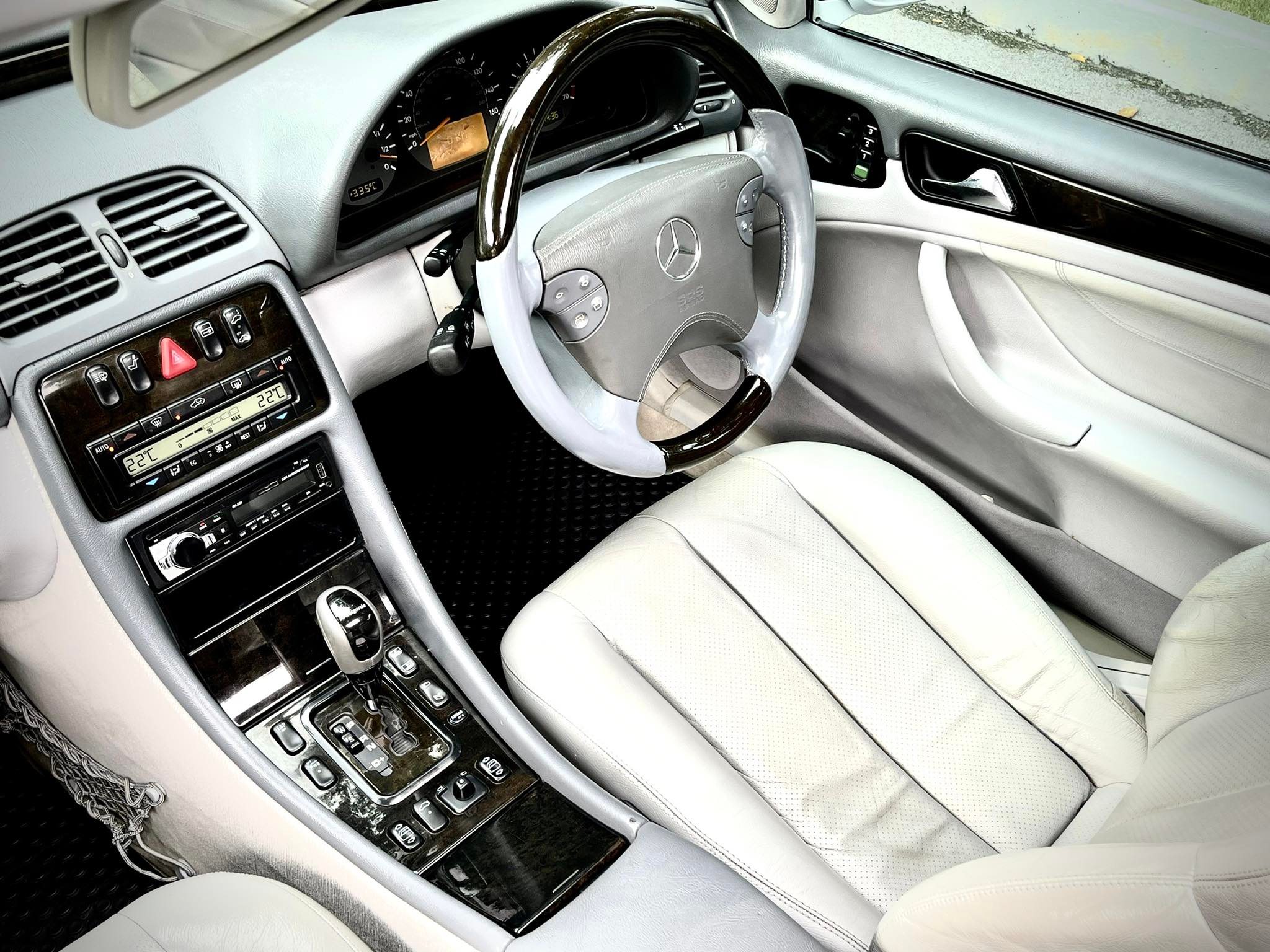 Mercedes Benz CLK 230 Kom รุ่นหายากไปอีก (รูปที่ 15)