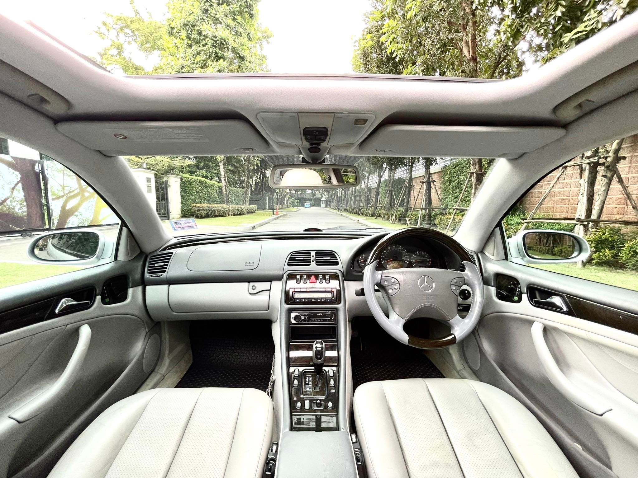 Mercedes Benz CLK 230 Kom รุ่นหายากไปอีก (รูปที่ 12)