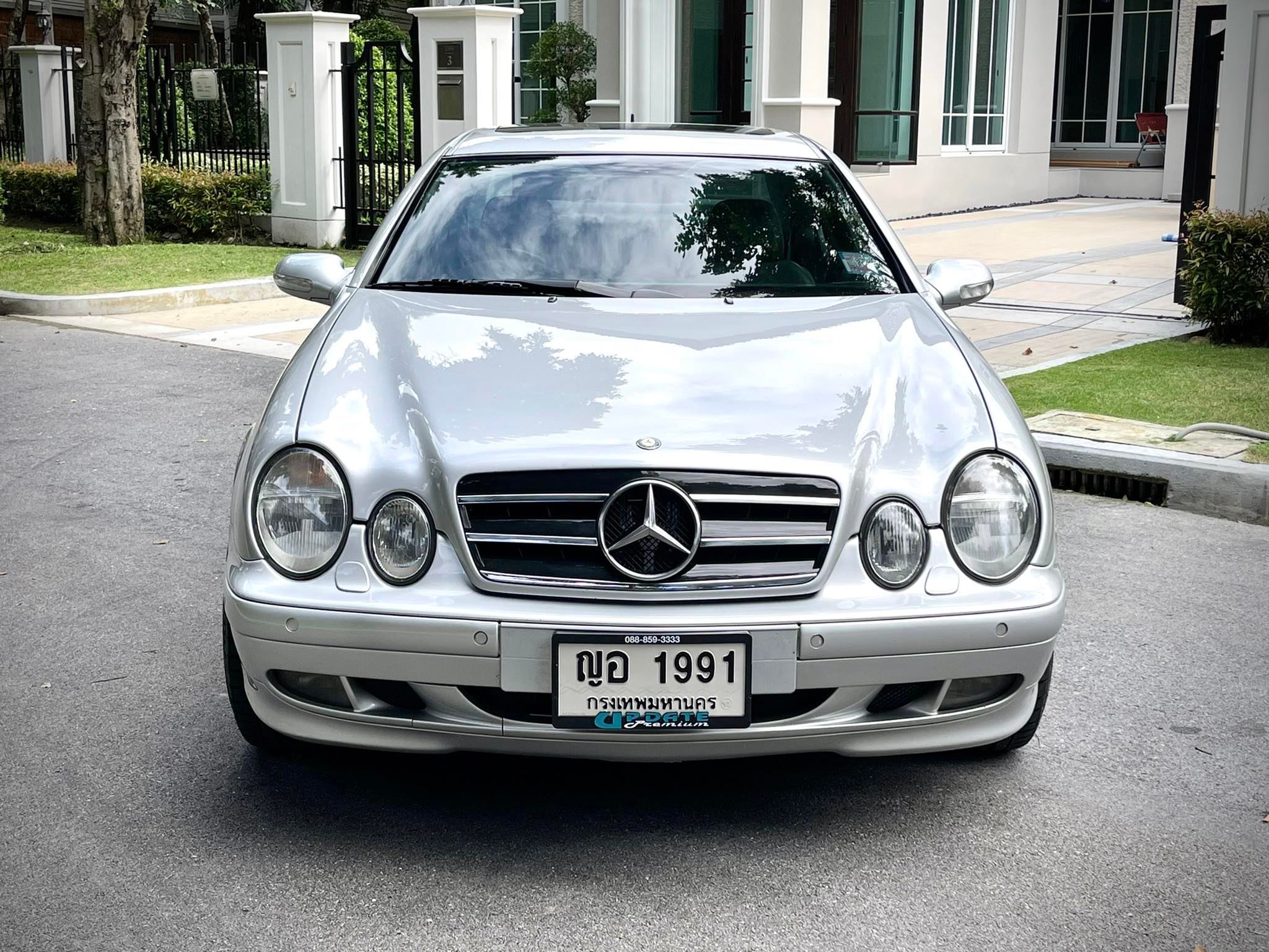 Mercedes Benz CLK 230 Kom รุ่นหายากไปอีก (รูปที่ 2)