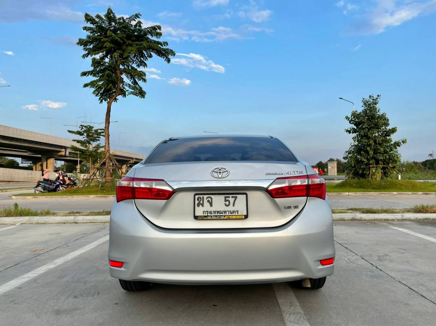 TOYOTA COROLLA ALTIS 1.8 E ปี 2016 (รูปที่ 4)