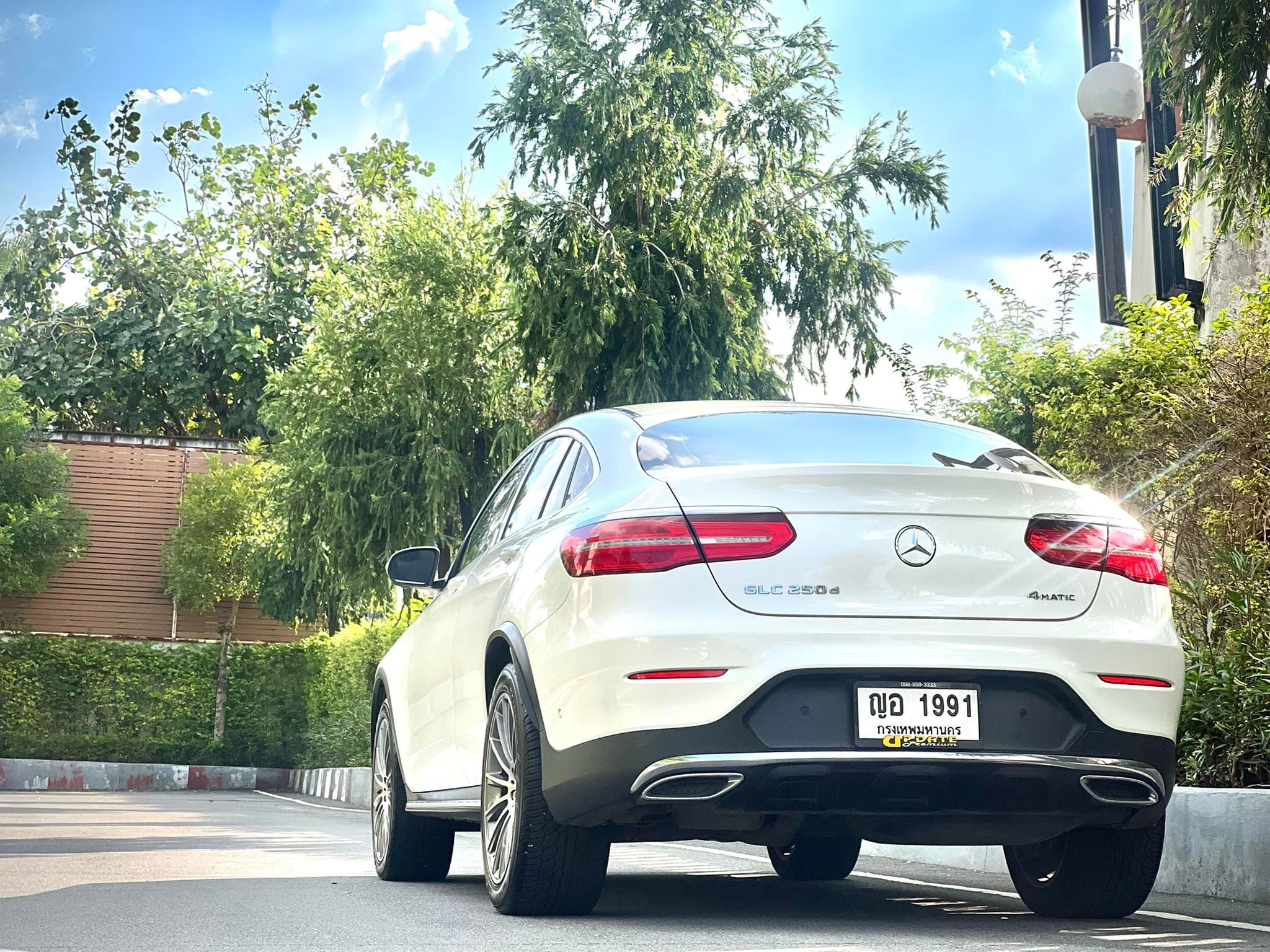 2017 Mercedes-Benz GLC-Class X253,C253 GLC250 สีขาว (รูปที่ 14)