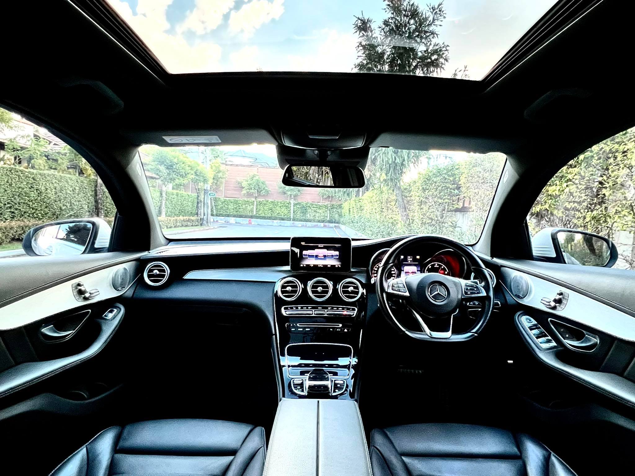 2017 Mercedes-Benz GLC-Class X253,C253 GLC250 สีขาว (รูปที่ 16)