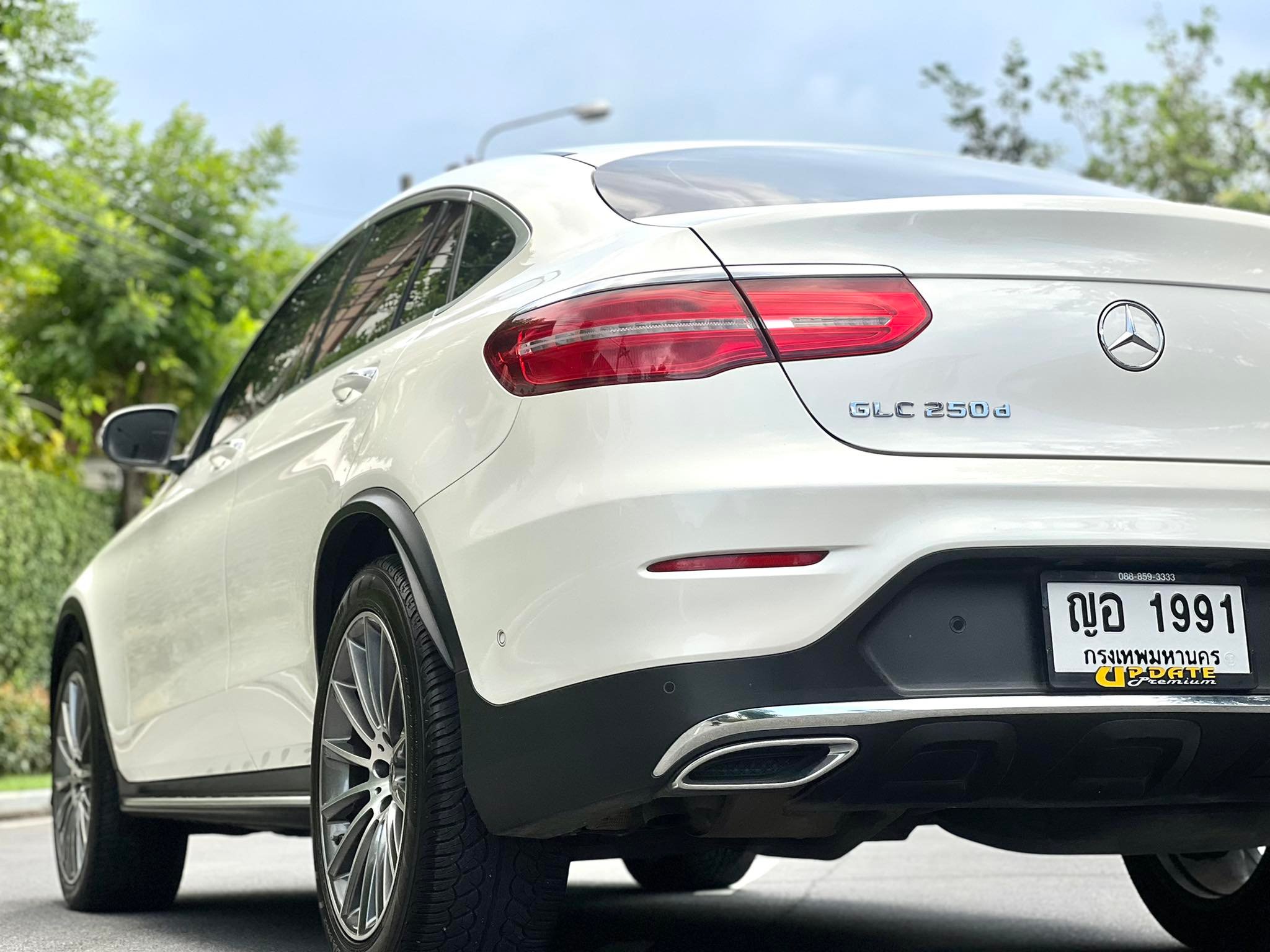 2017 Mercedes-Benz GLC-Class X253,C253 GLC250 สีขาว (รูปที่ 6)