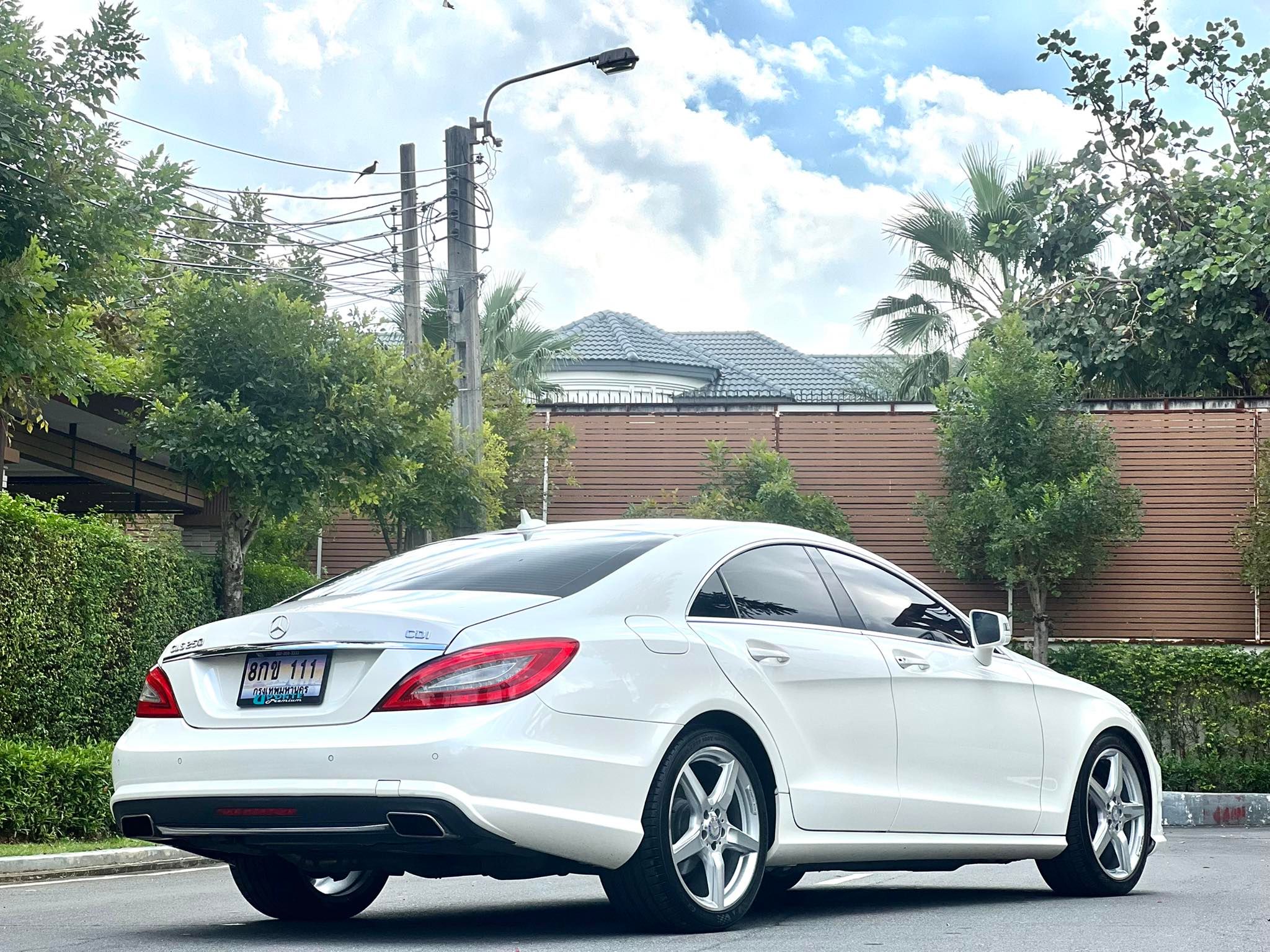 Mercedes Benz CLS 250 AMG รุ่นใหม่ ถ้าหาสภาพ เราพร้อมขายคะ คันนี้ ของจริง (รูปที่ 8)
