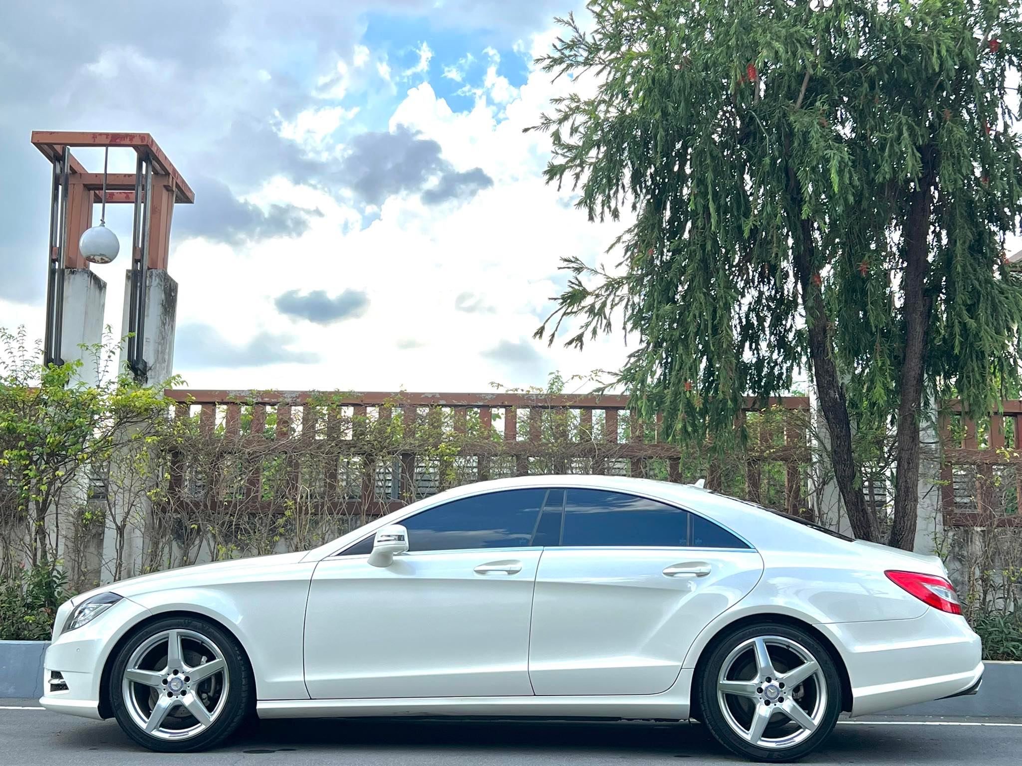 Mercedes Benz CLS 250 AMG รุ่นใหม่ ถ้าหาสภาพ เราพร้อมขายคะ คันนี้ ของจริง (รูปที่ 13)