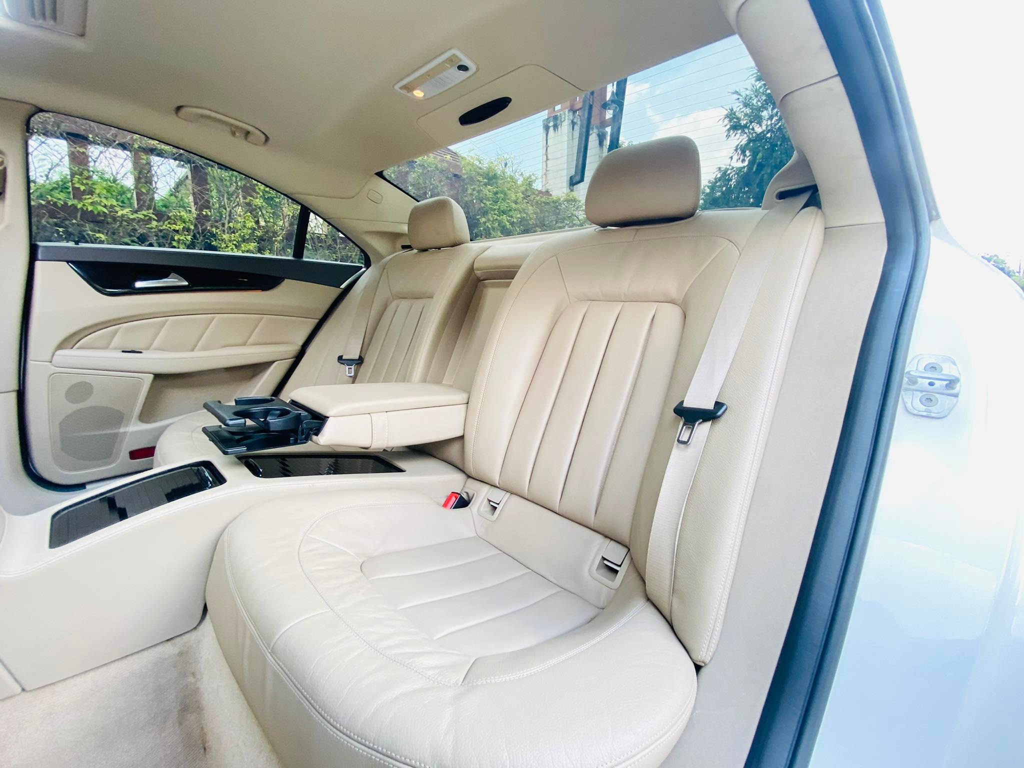 Mercedes Benz CLS 250 AMG รุ่นใหม่ ถ้าหาสภาพ เราพร้อมขายคะ คันนี้ ของจริง (รูปที่ 27)