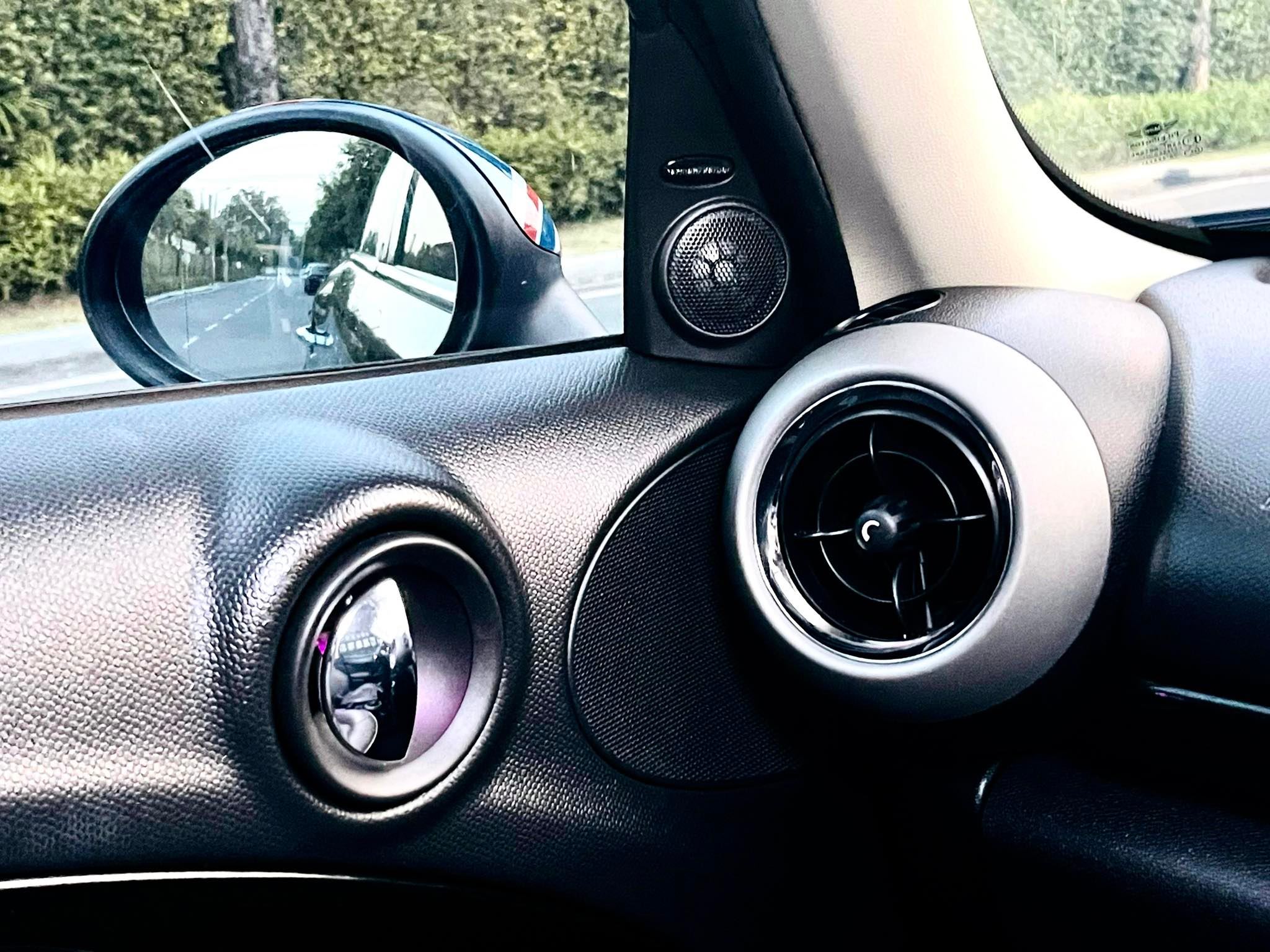 Mini Countryman All4 รุ่นพิเศษ สวยสุด จริงๆๆ (รูปที่ 25)
